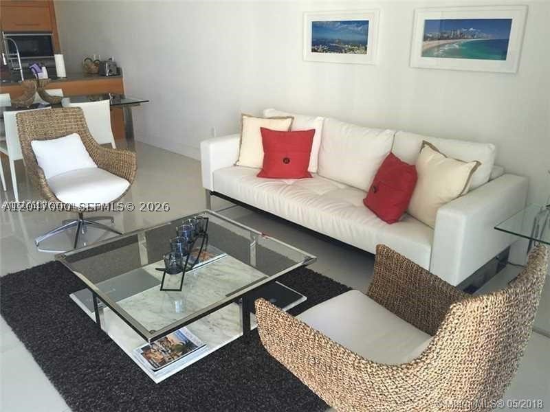image Icon Brickell I16