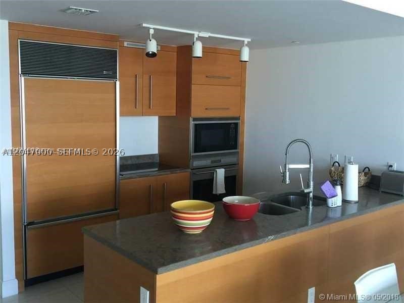 image Icon Brickell I30