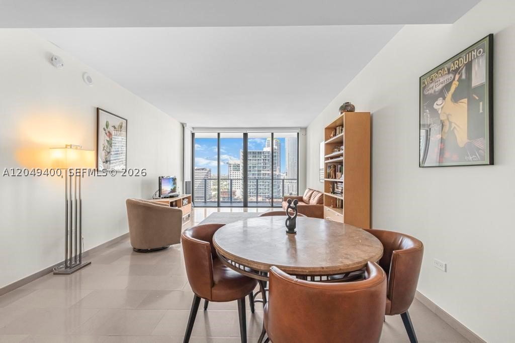 68 SE 6th St #1710 Miami, FL 33131