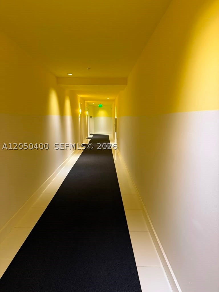 image Icon Brickell I12