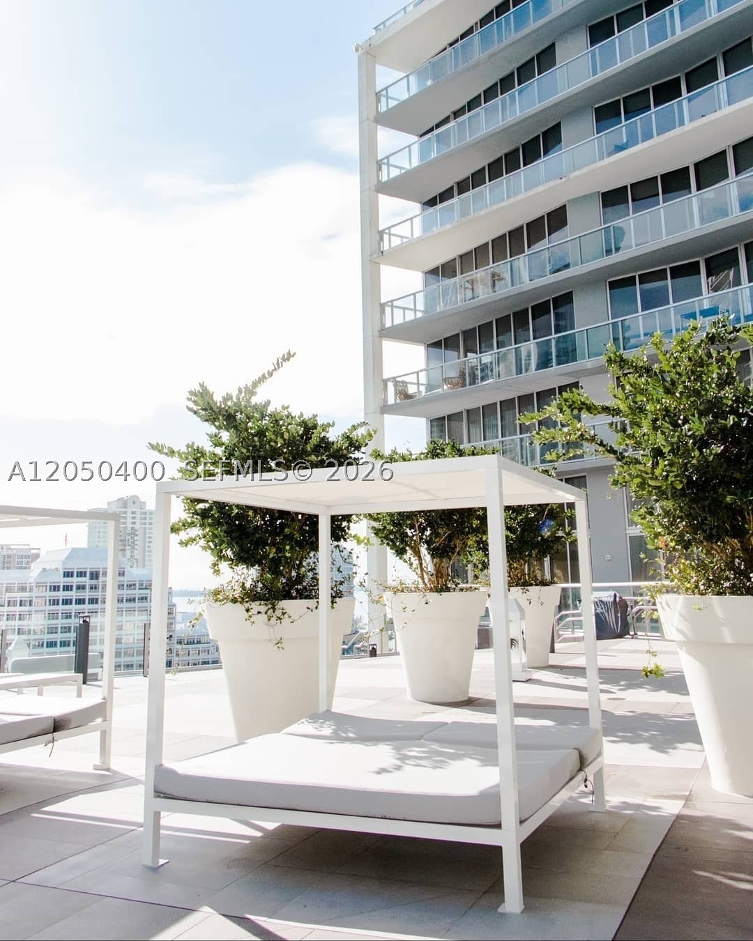 image Icon Brickell I15