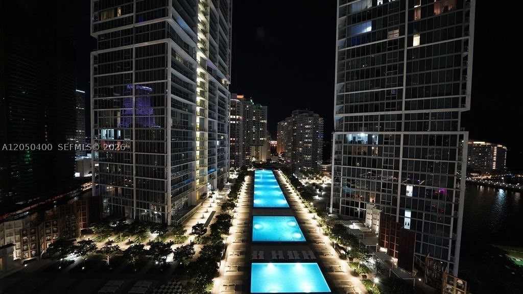 image Icon Brickell I26