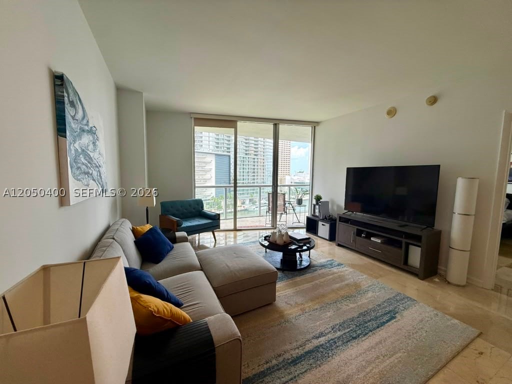 image Icon Brickell I3