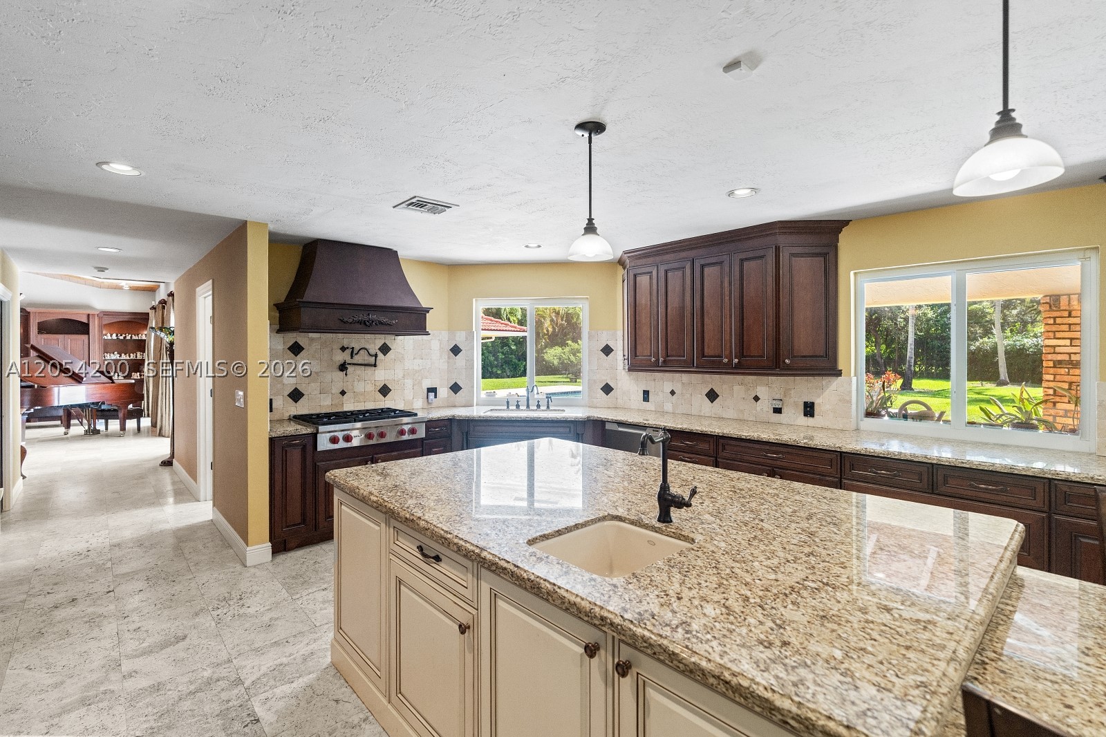 6500 SW 127th St Pinecrest, FL 33156