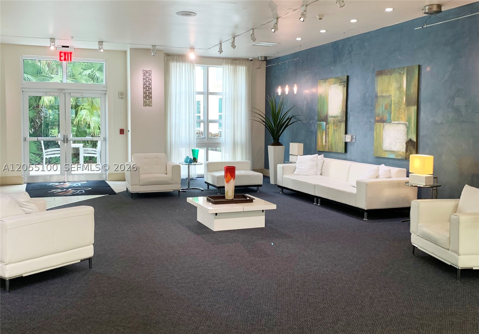 image Cite on the Bay East22
