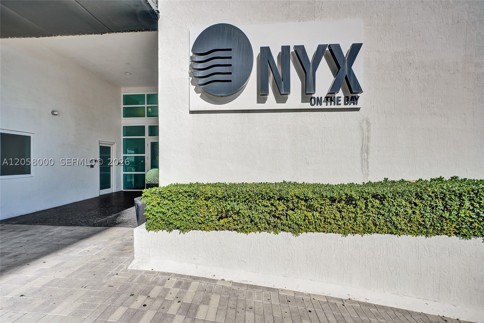 image Onyx on the Bay19