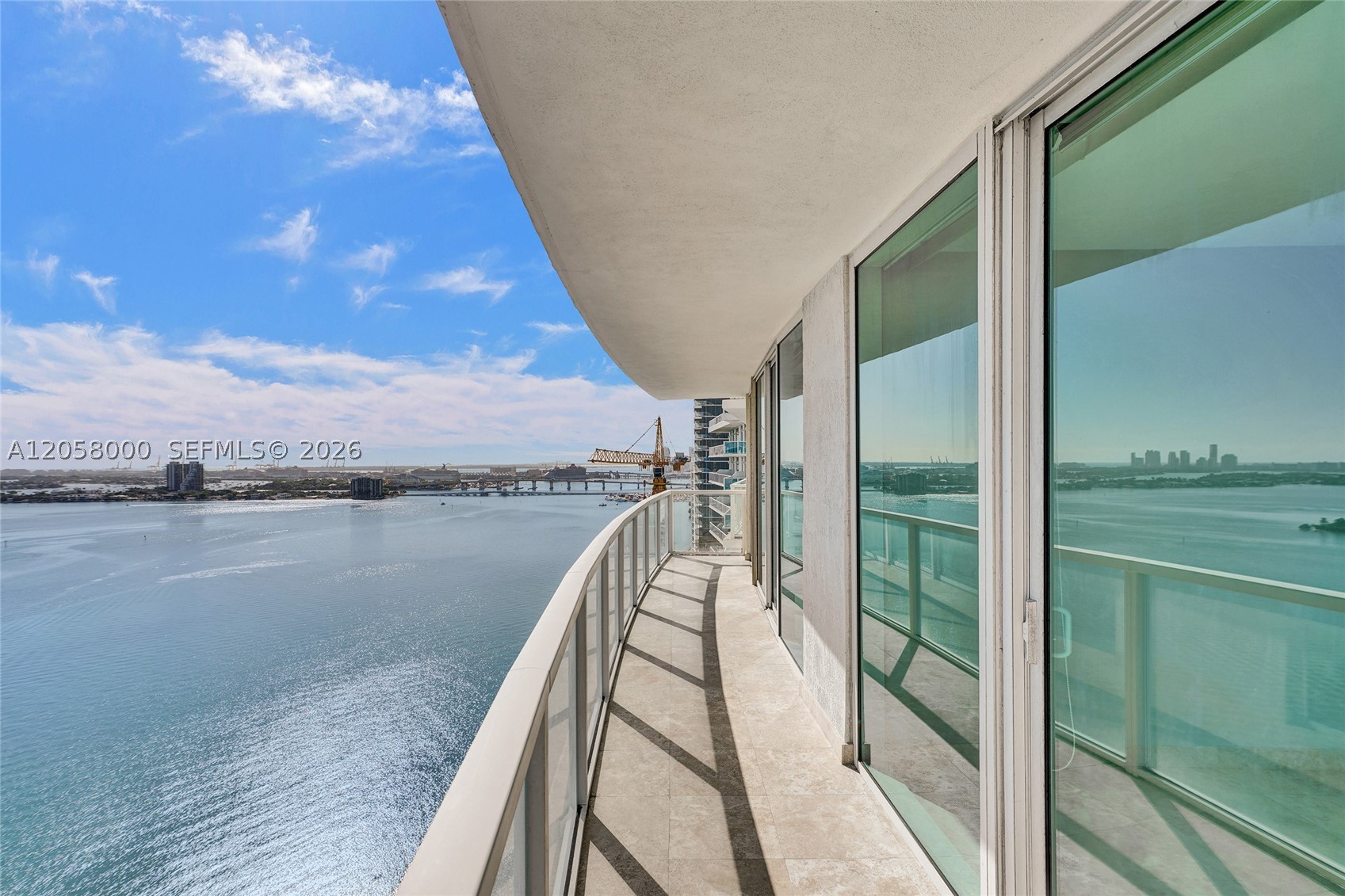 image Onyx on the Bay47