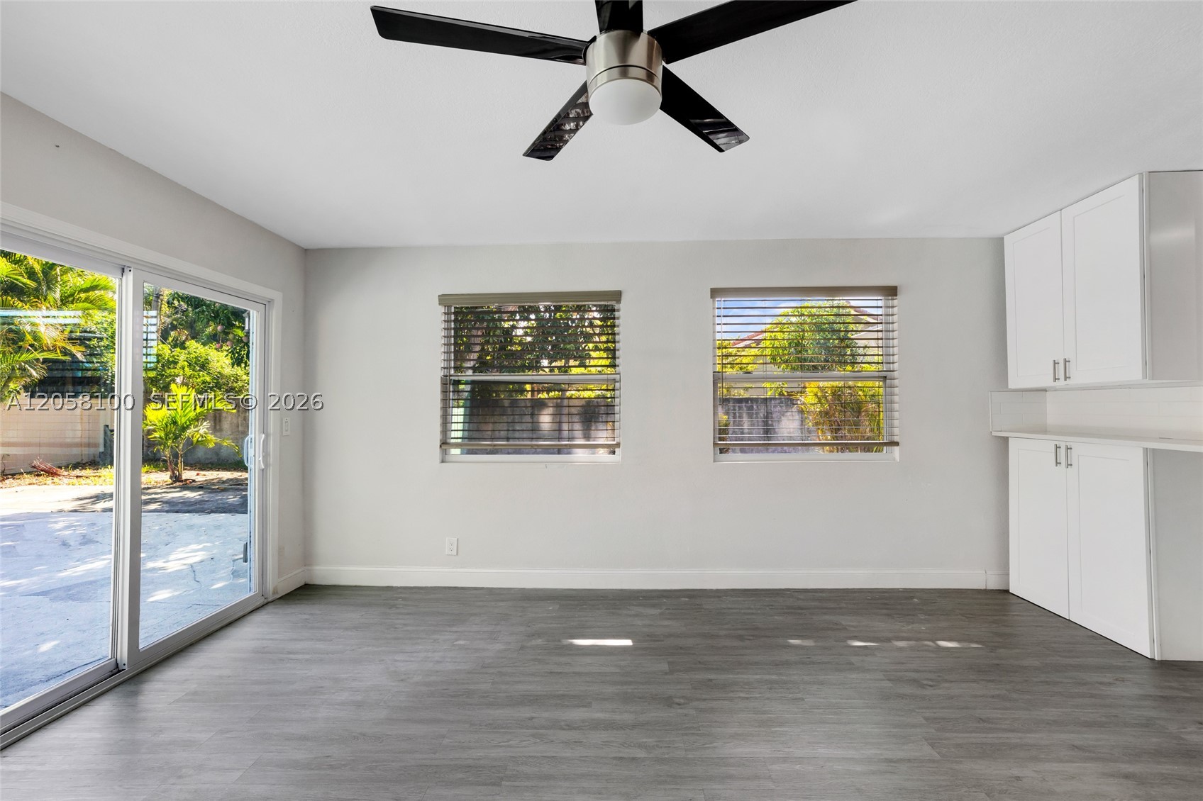 3405 Robbins Rd Pompano Beach, FL 33062