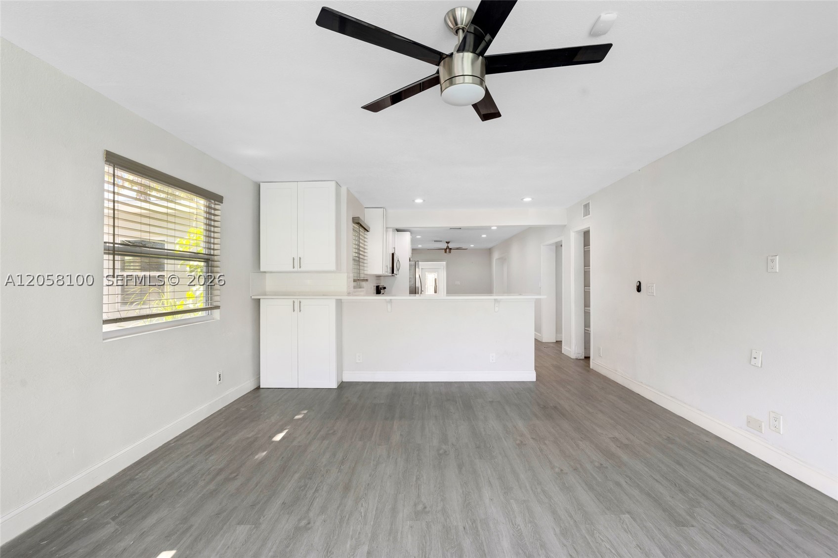 3405 Robbins Rd Pompano Beach, FL 33062