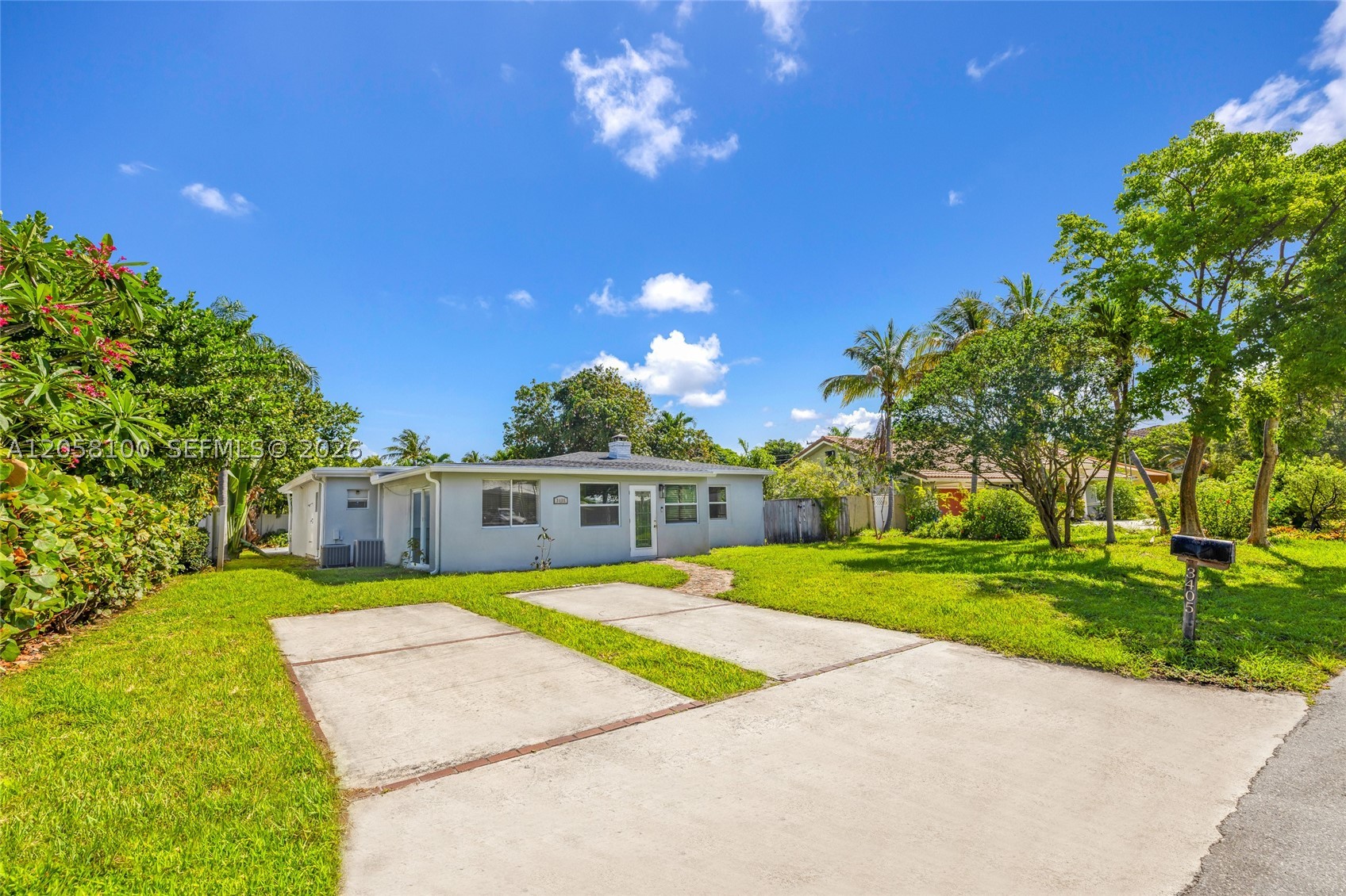 3405 Robbins Rd Pompano Beach, FL 33062