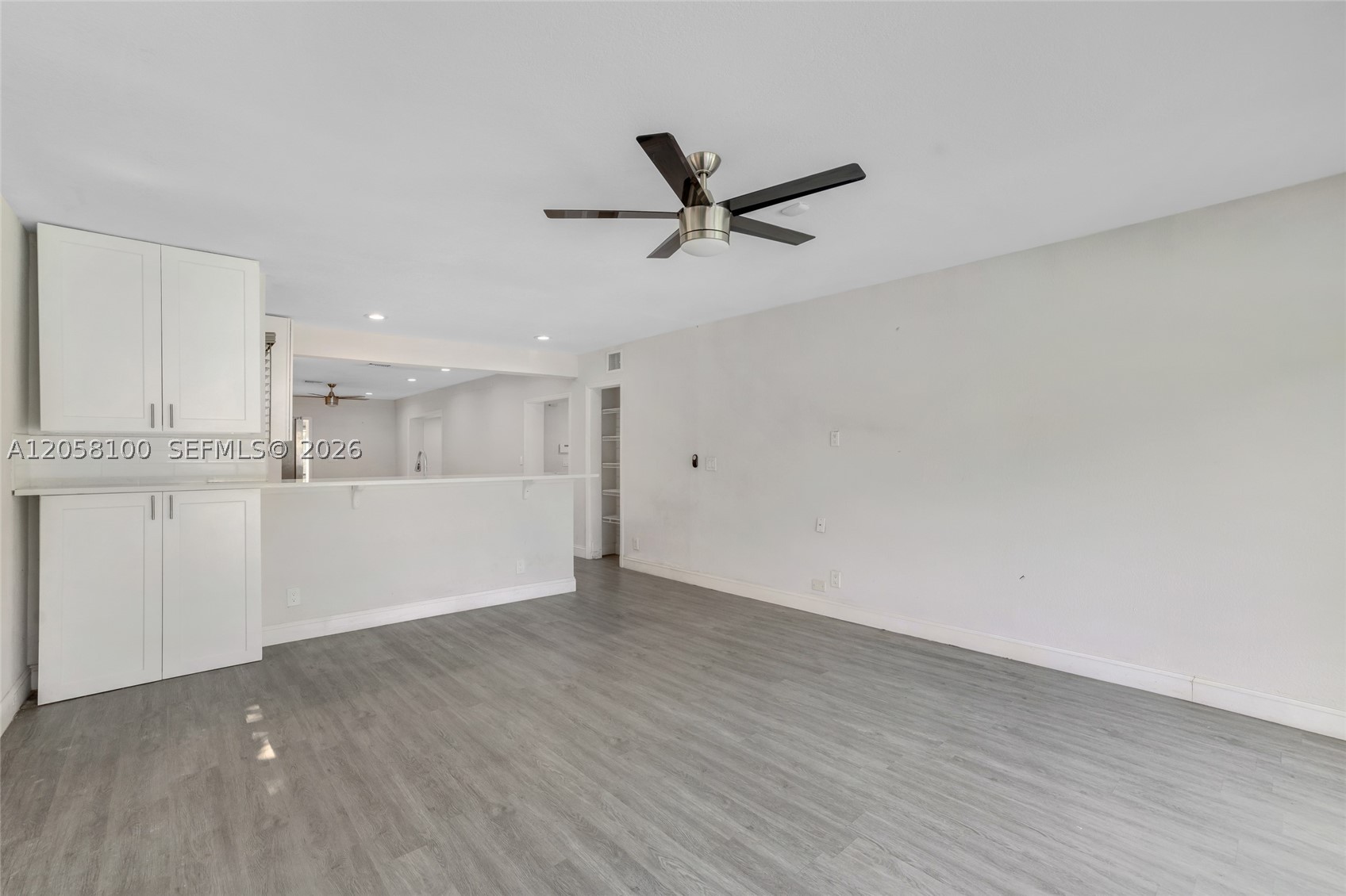 3405 Robbins Rd Pompano Beach, FL 33062