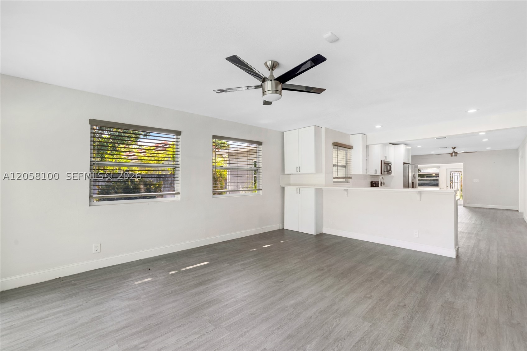 3405 Robbins Rd Pompano Beach, FL 33062