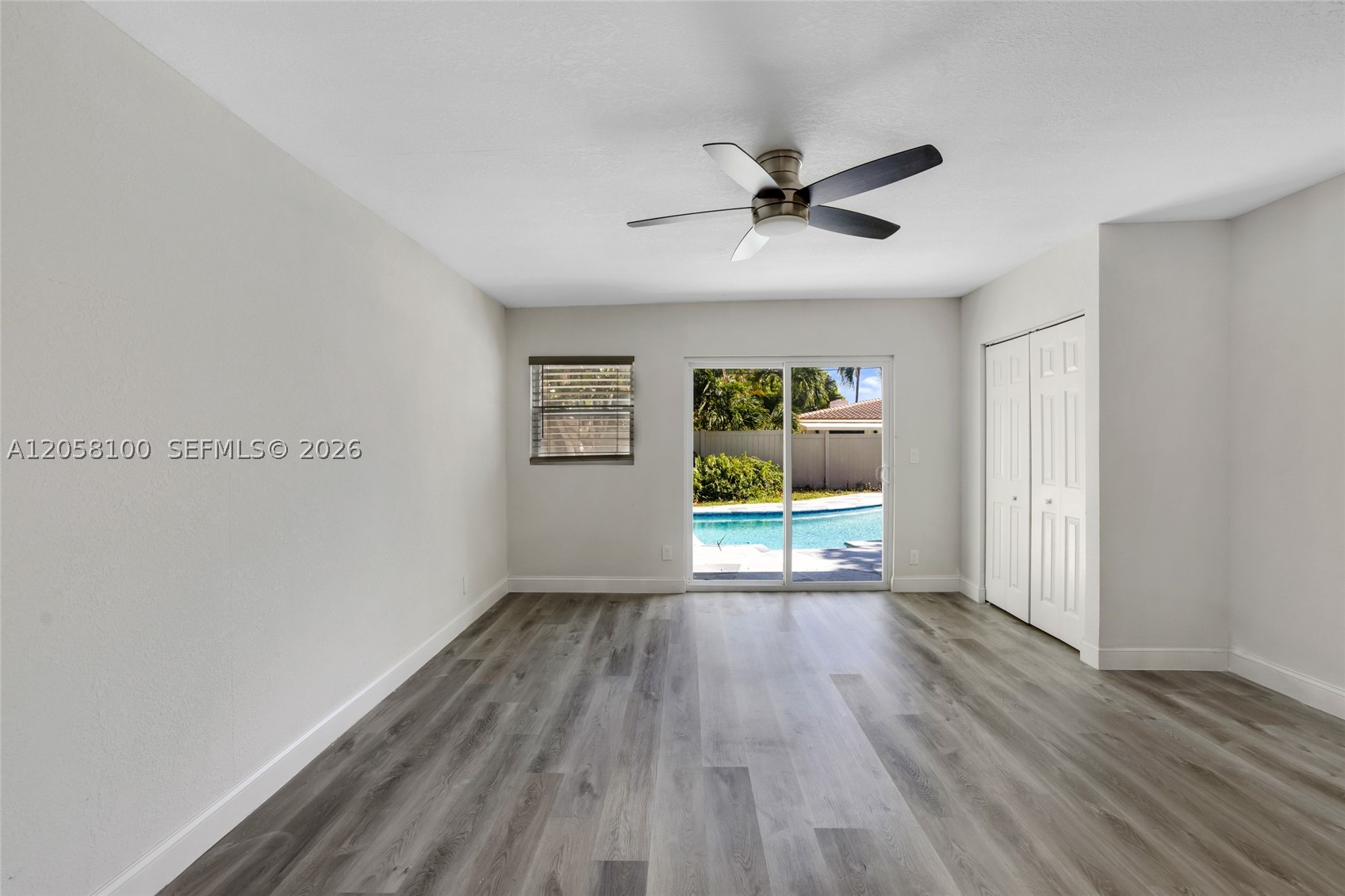 3405 Robbins Rd Pompano Beach, FL 33062