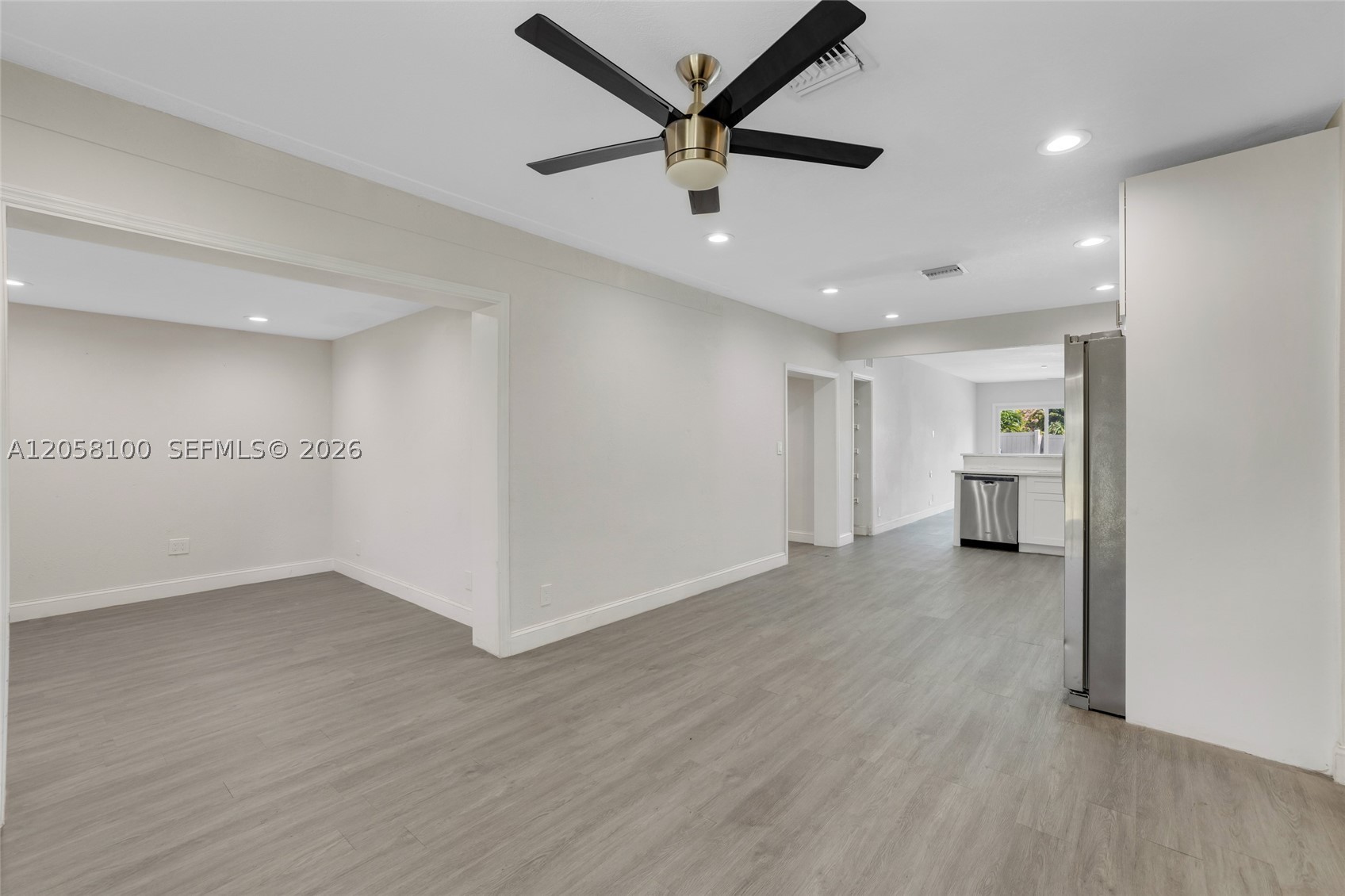 3405 Robbins Rd Pompano Beach, FL 33062