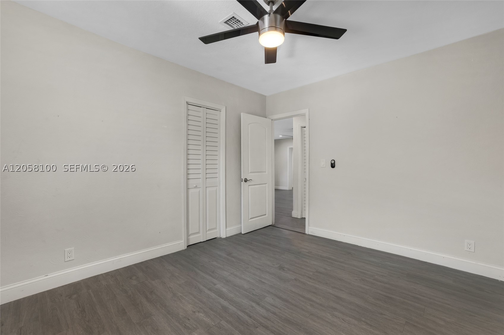 3405 Robbins Rd Pompano Beach, FL 33062