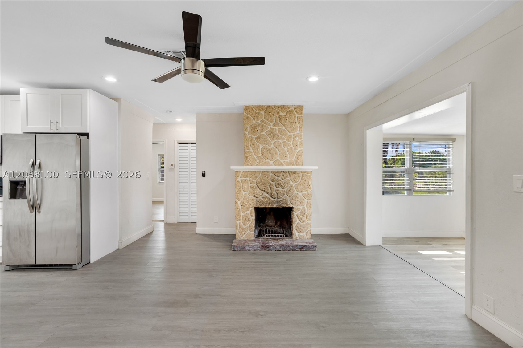 3405 Robbins Rd Pompano Beach, FL 33062