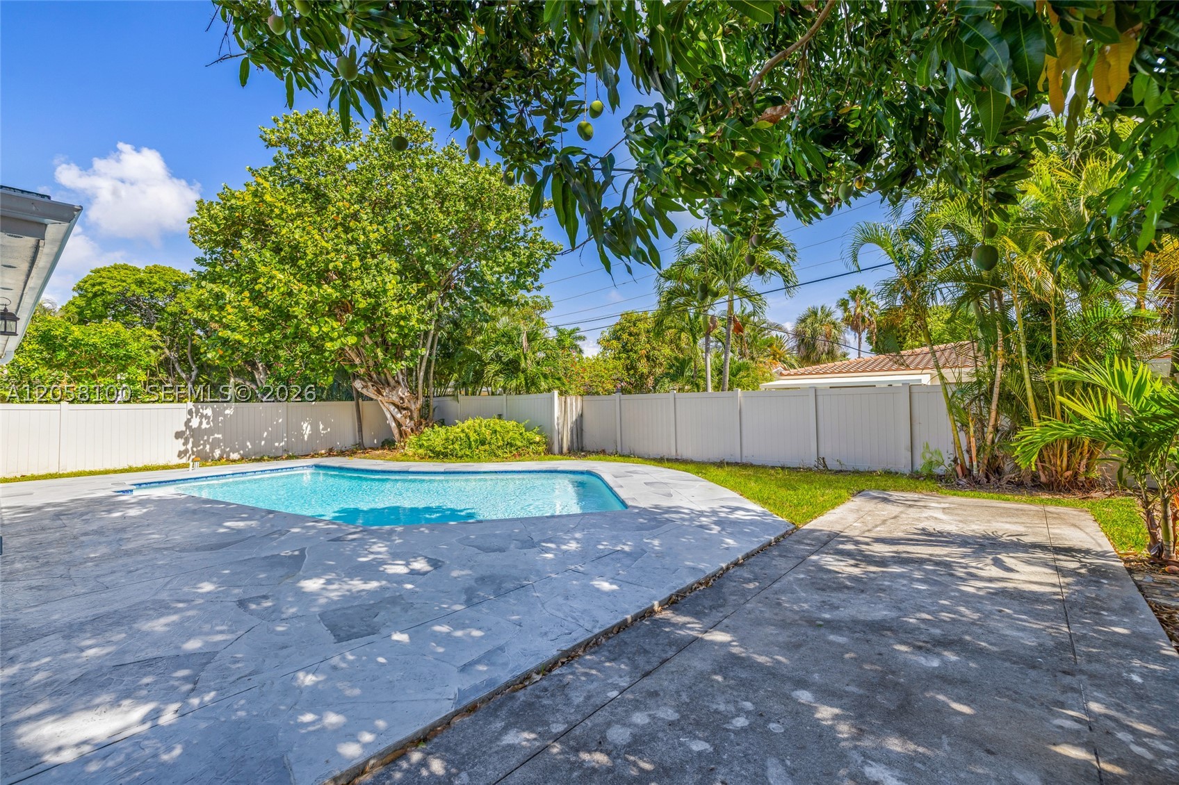 3405 Robbins Rd Pompano Beach, FL 33062