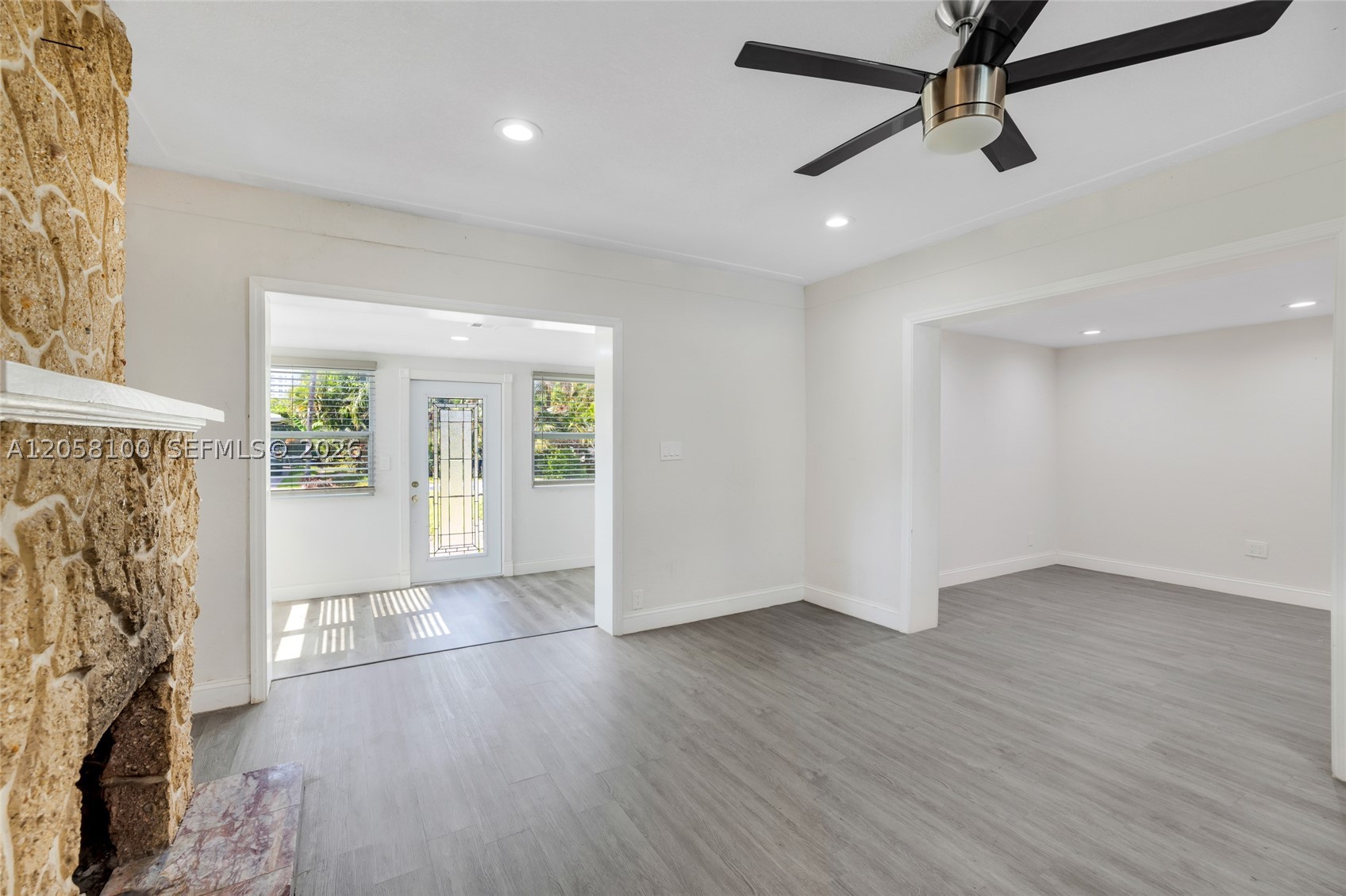 3405 Robbins Rd Pompano Beach, FL 33062