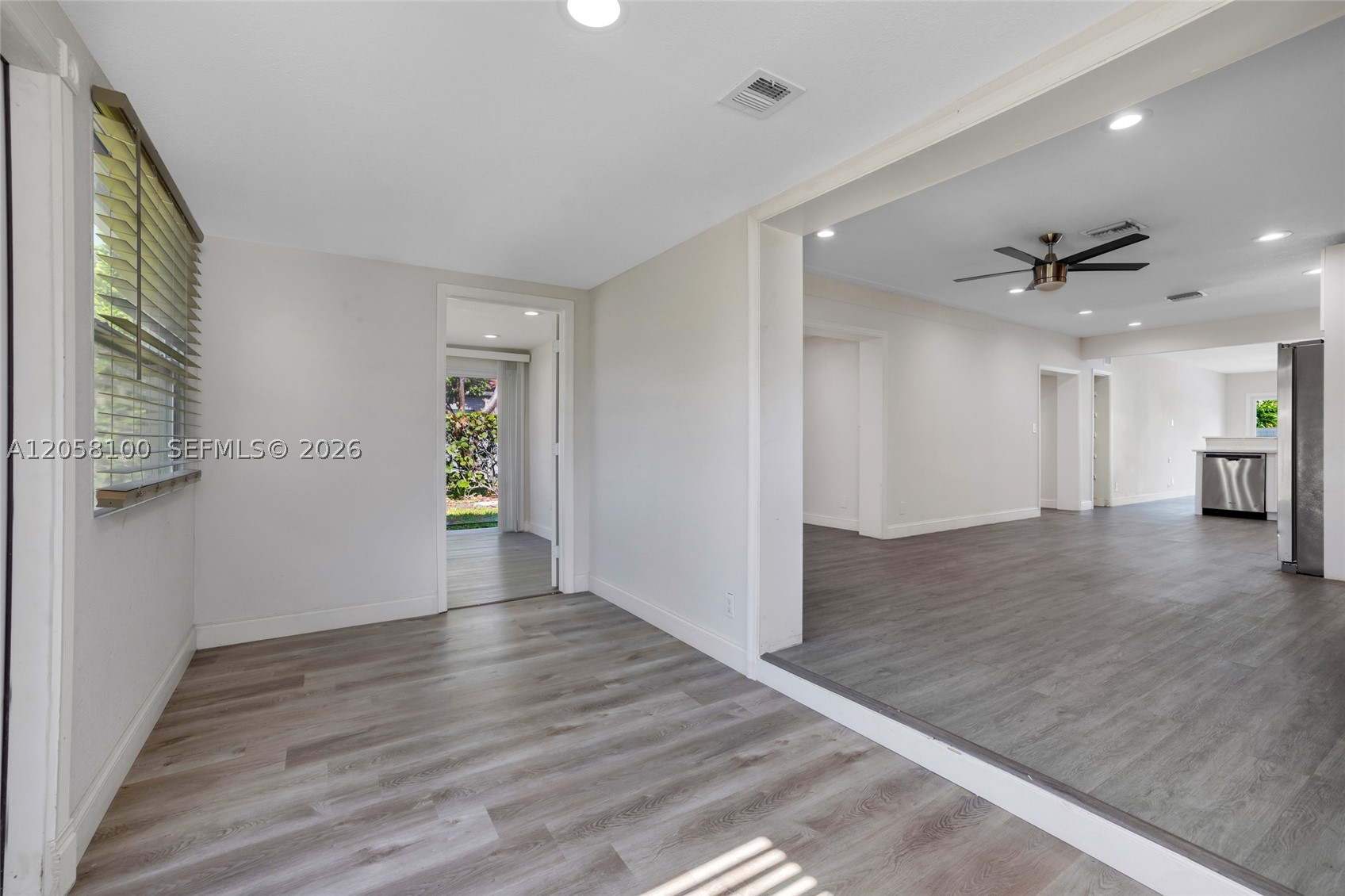 3405 Robbins Rd Pompano Beach, FL 33062