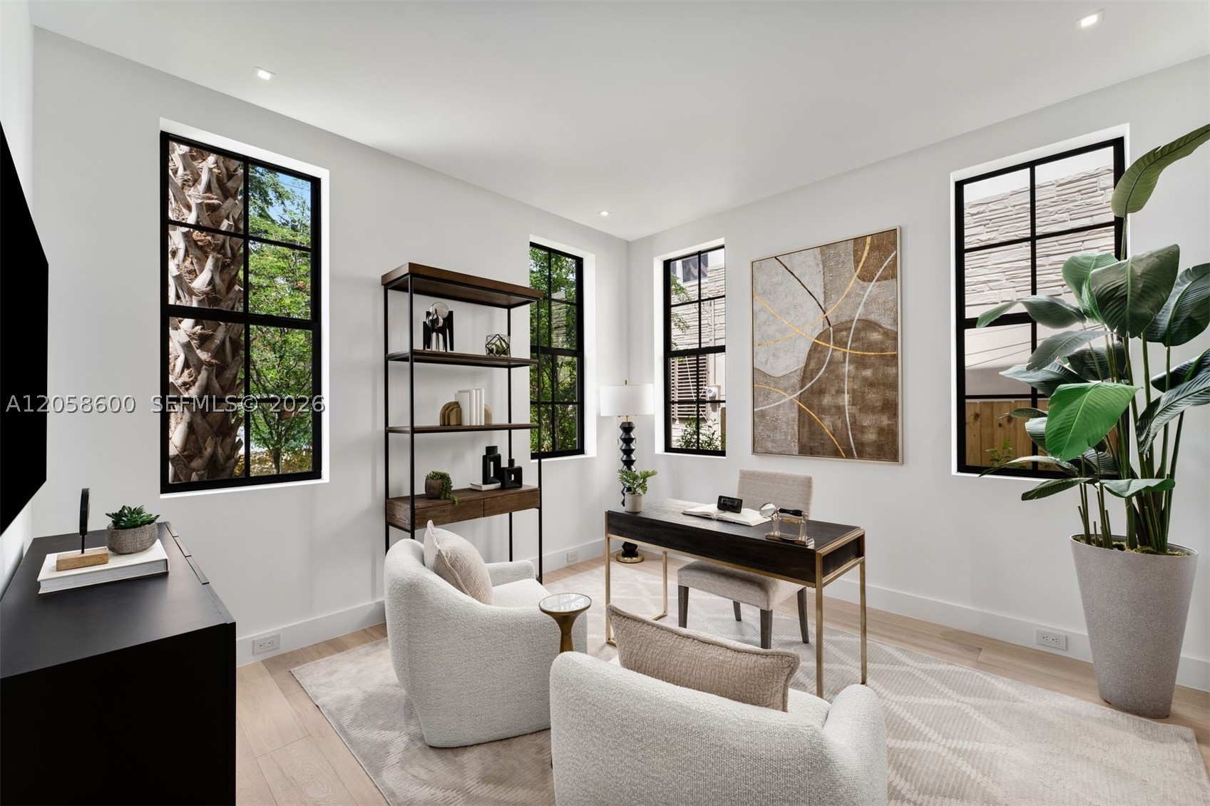 3372 Charles Ave Miami, FL 33133