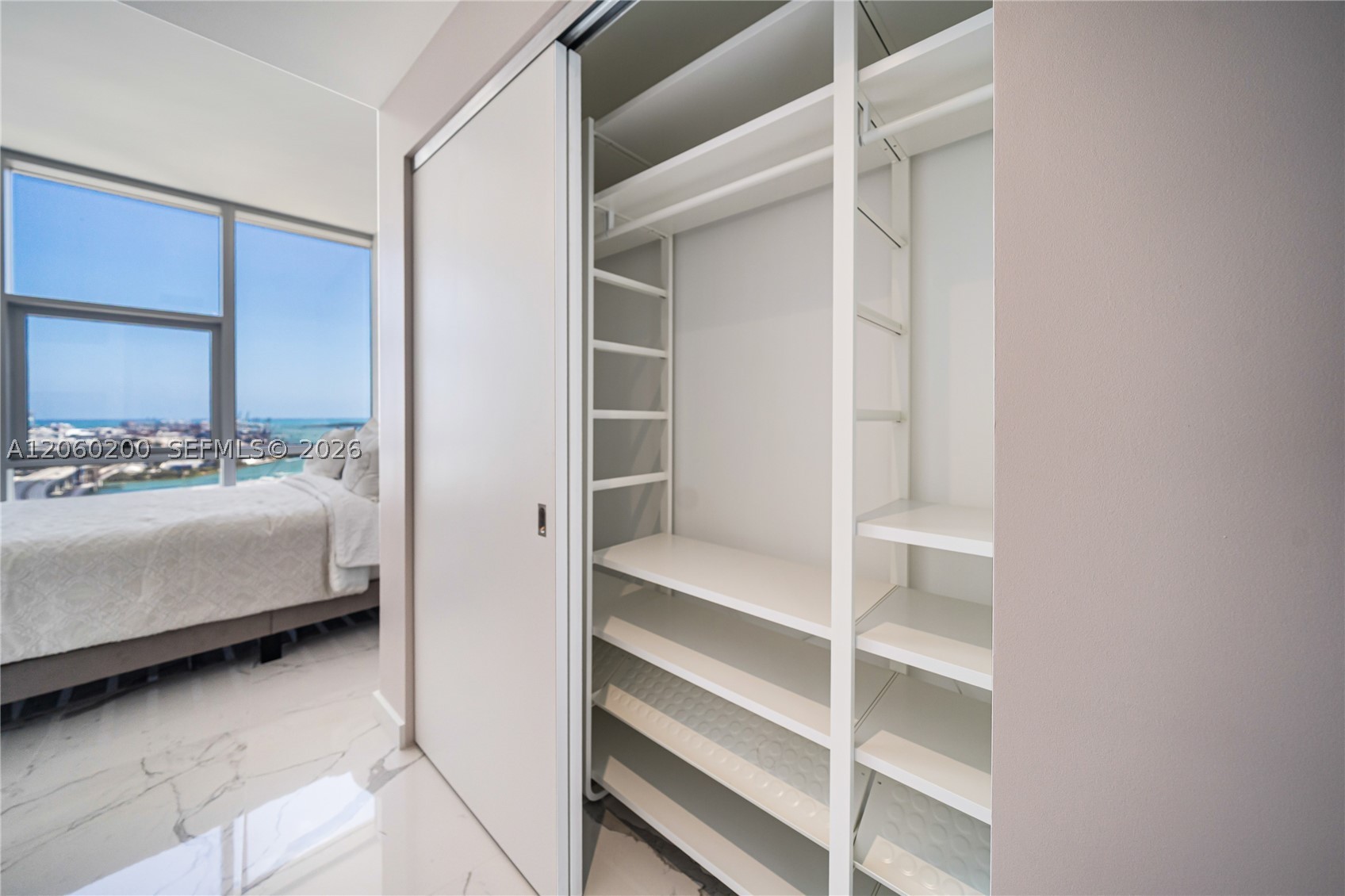 851 NE 1st Ave #2911 Miami, FL 33132