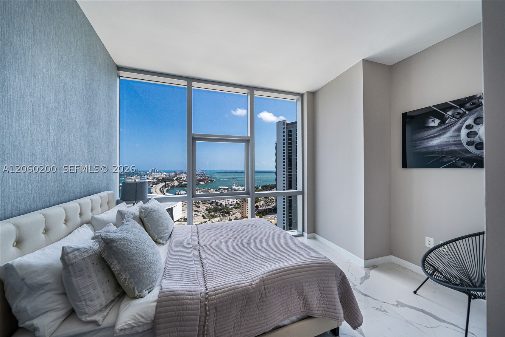 851 NE 1st Ave #2911 Miami, FL 33132