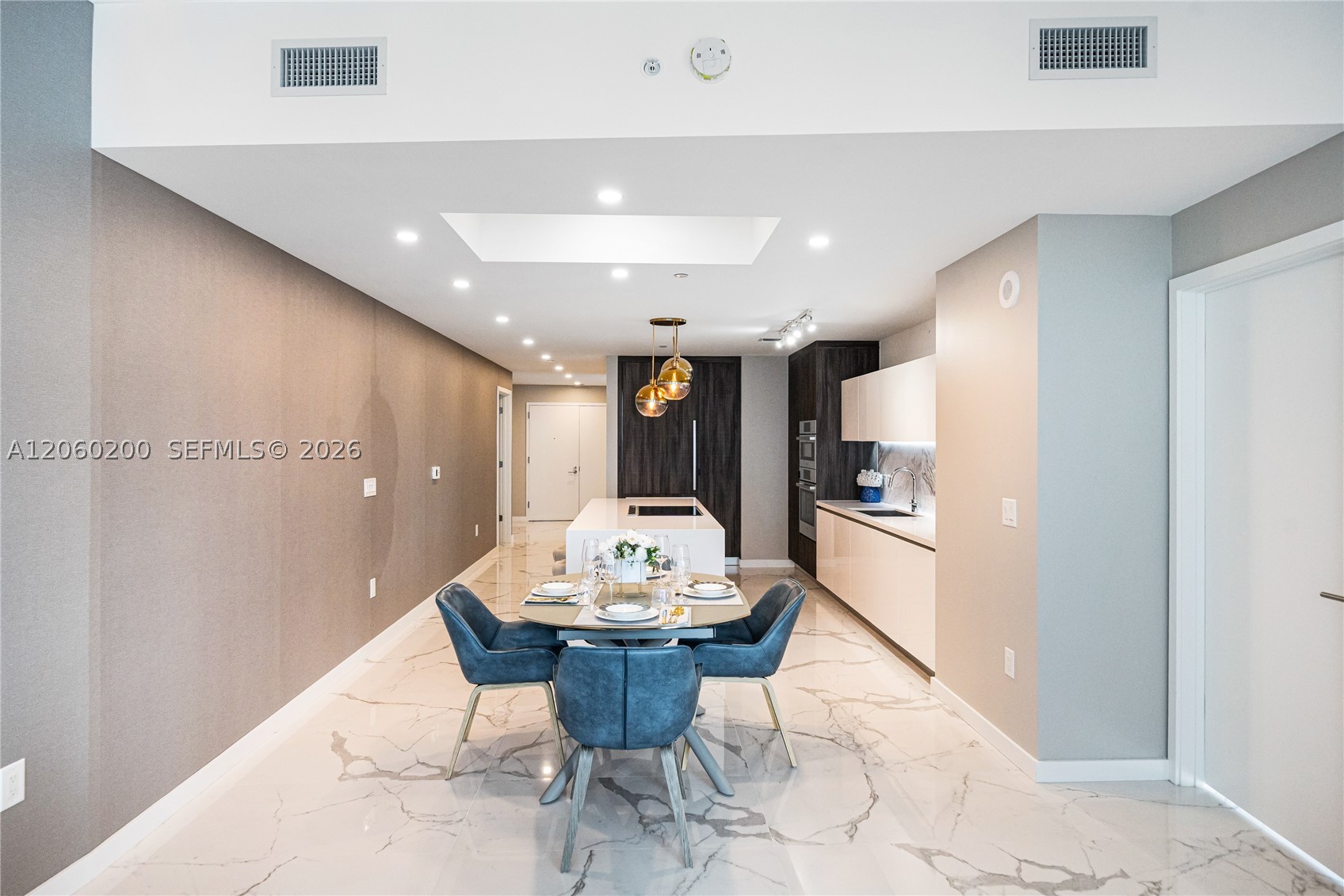 851 NE 1st Ave #2911 Miami, FL 33132