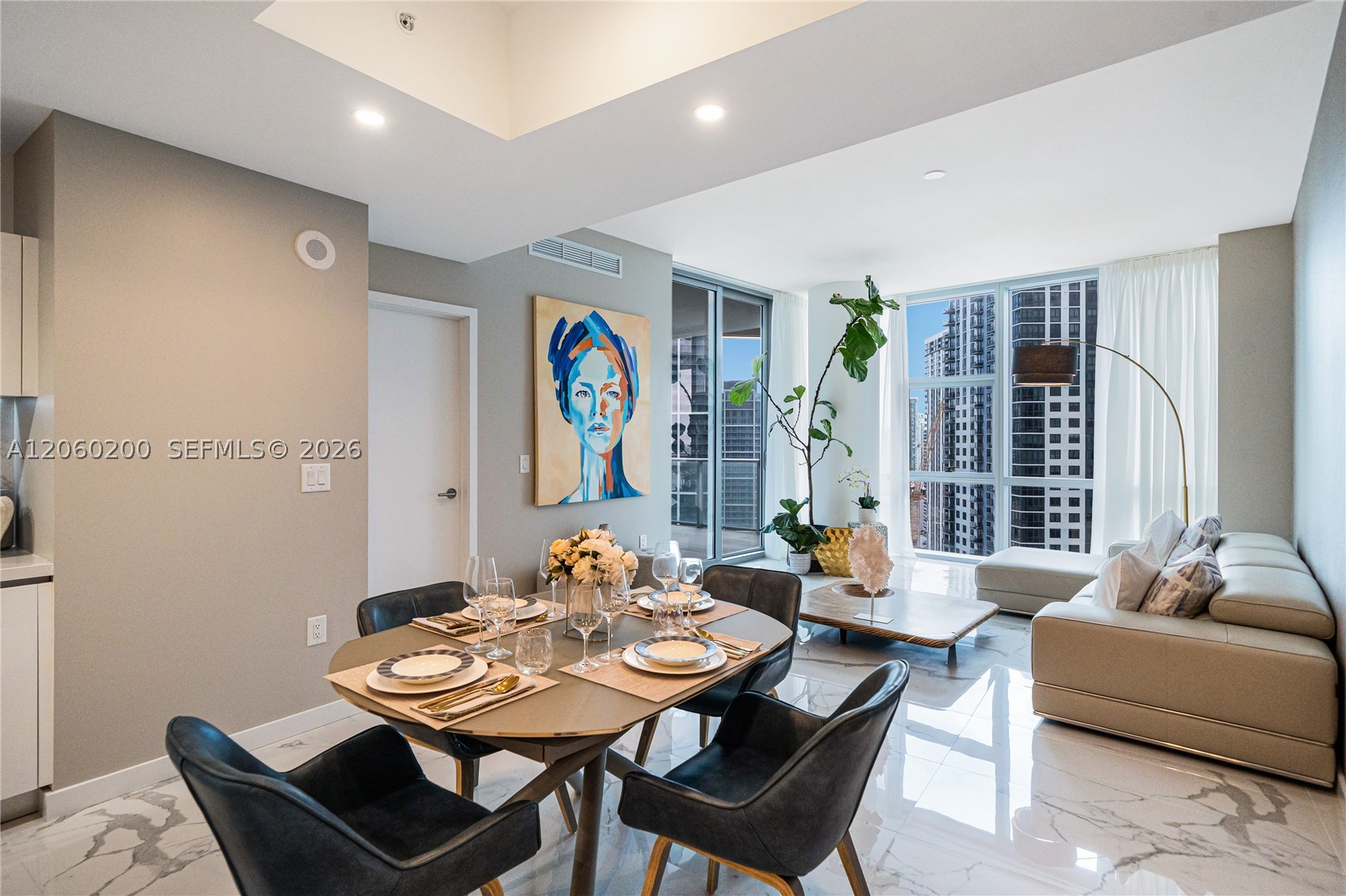 851 NE 1st Ave #2911 Miami, FL 33132
