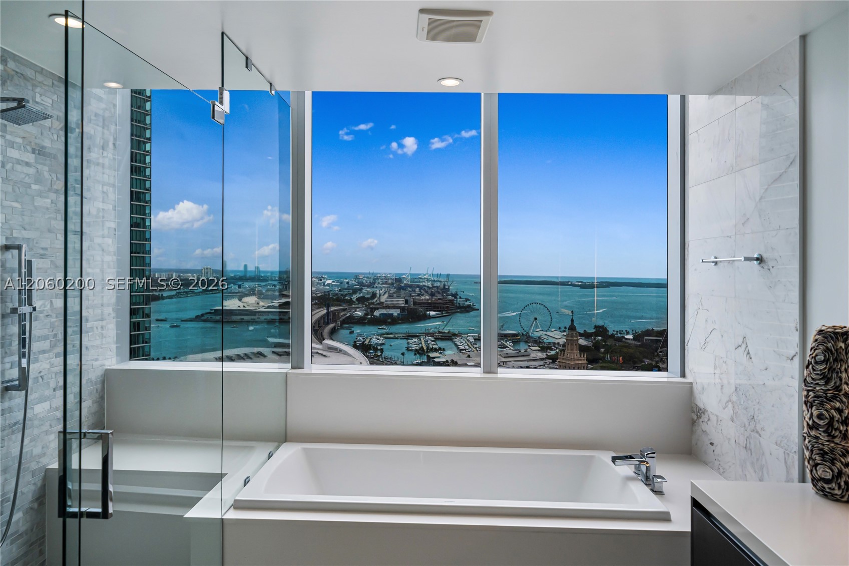 851 NE 1st Ave #2911 Miami, FL 33132