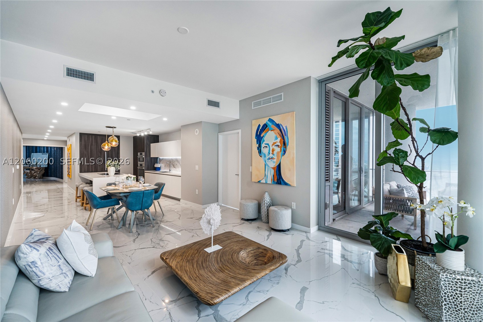 851 NE 1st Ave #2911 Miami, FL 33132