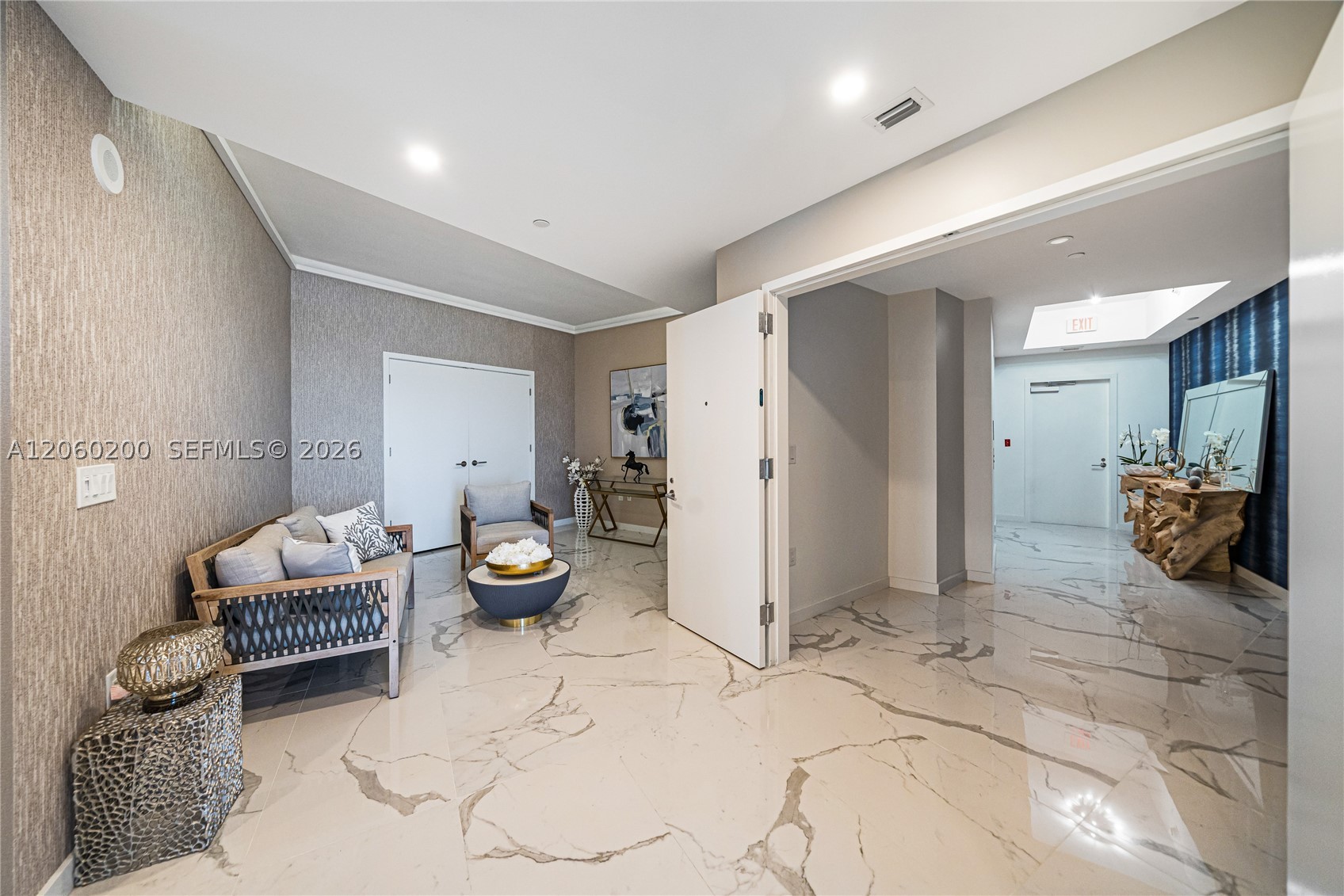 851 NE 1st Ave #2911 Miami, FL 33132