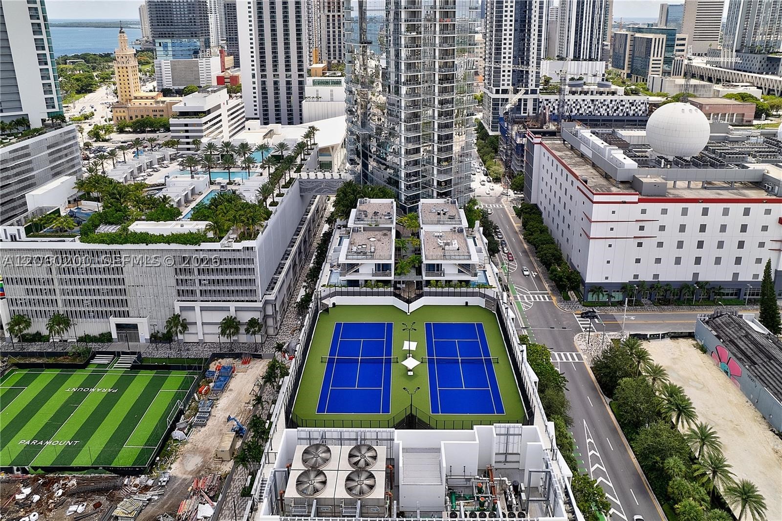851 NE 1st Ave #2911 Miami, FL 33132