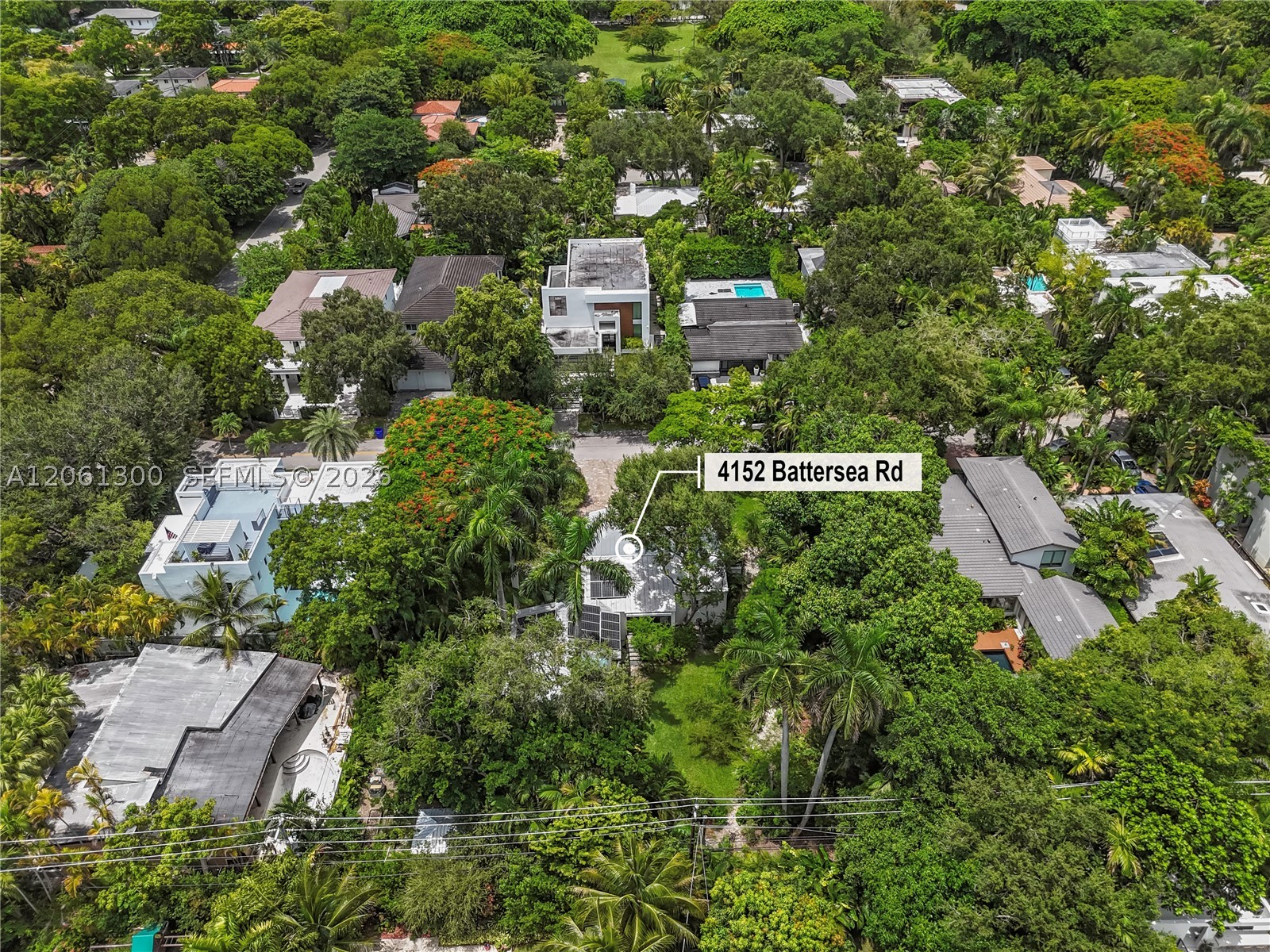 4152 Battersea Rd Miami, FL 33133