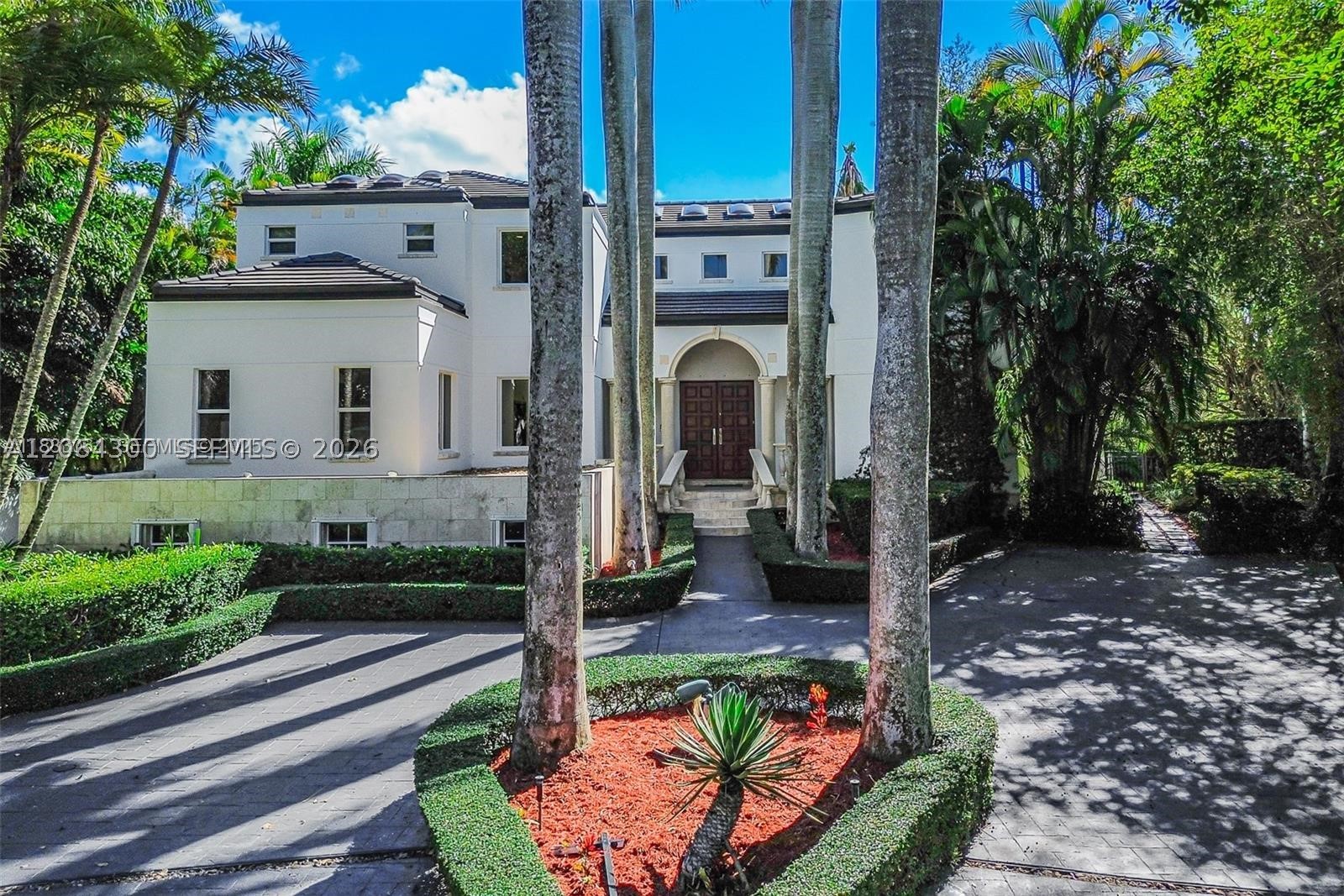 184 Paloma Dr