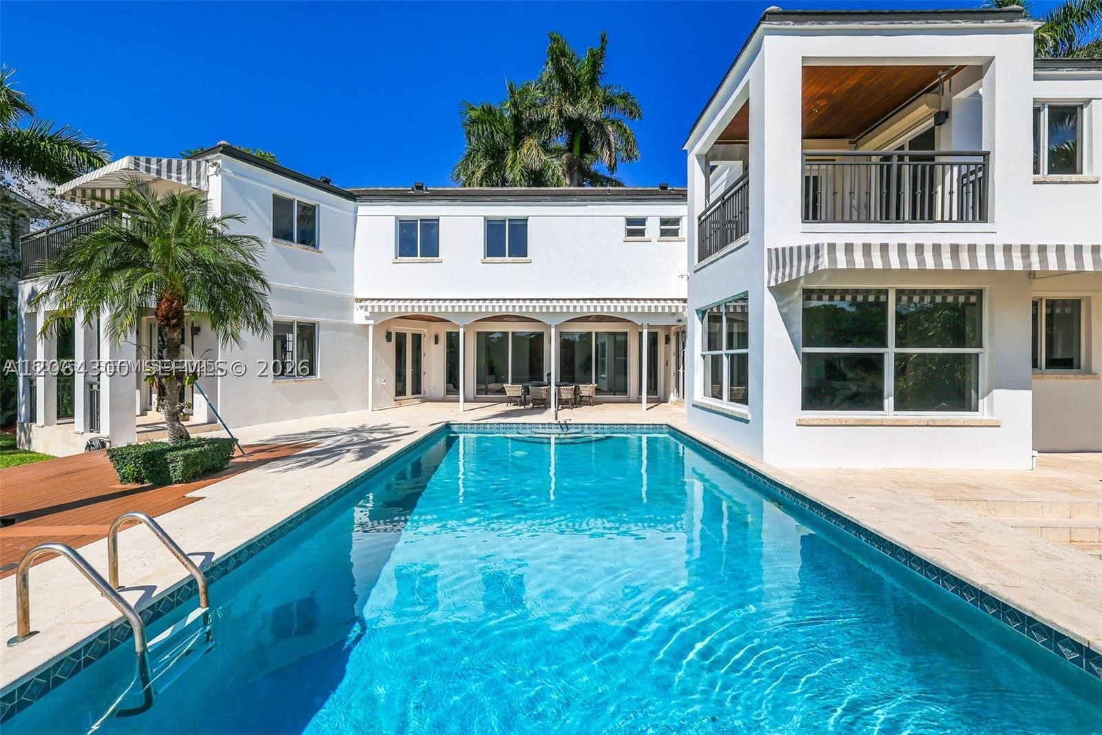 184 Paloma Dr Coral Gables, FL 33143