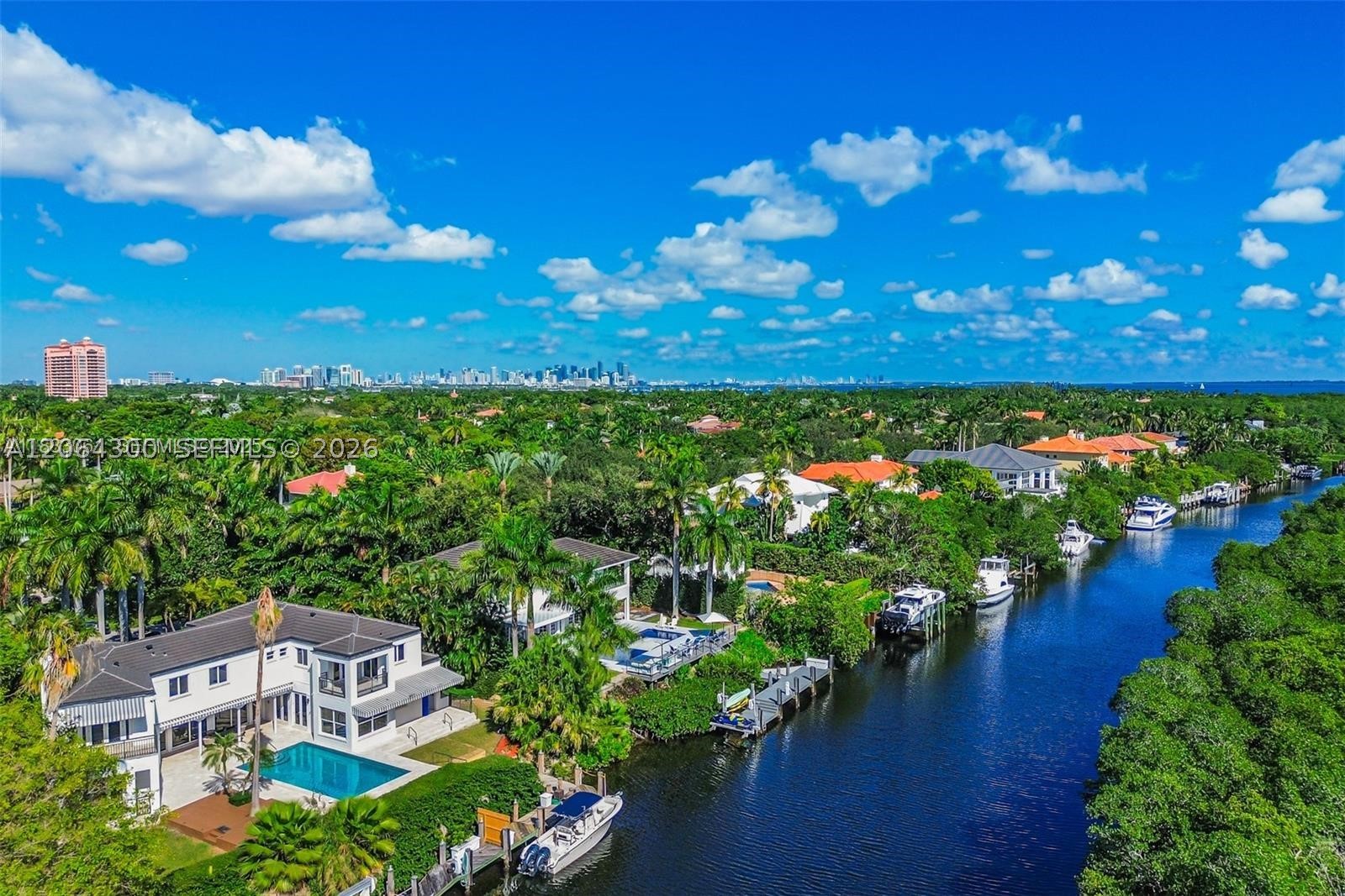 184 Paloma Dr Coral Gables, FL 33143