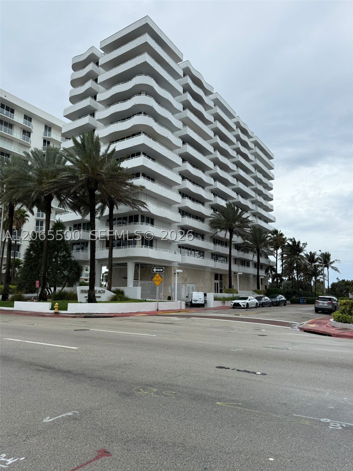 8911 Collins Ave #1103 Surfside, FL 33154