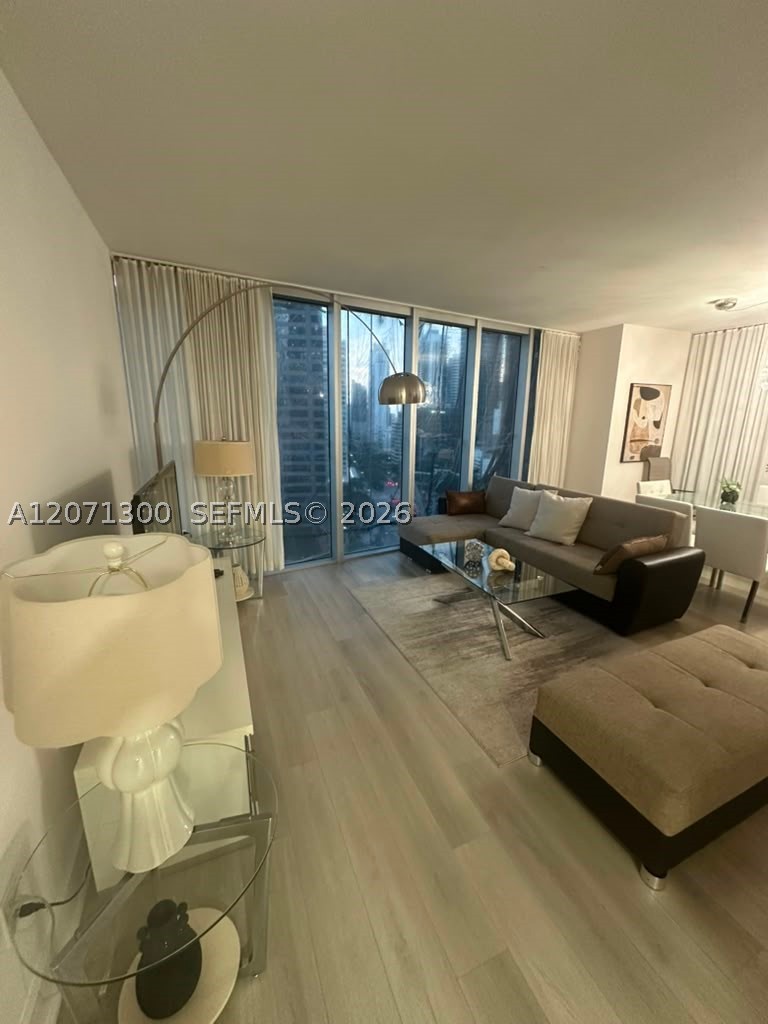 image Icon Brickell III (W Miami)1