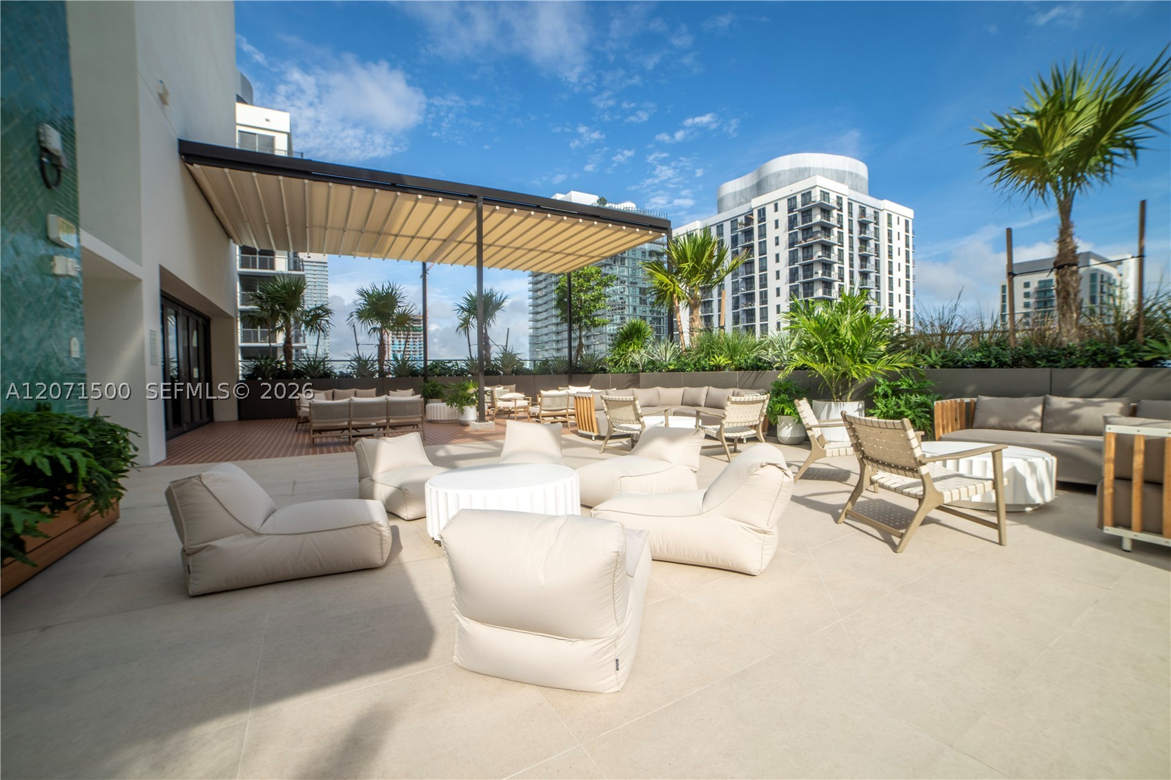 image The Crosby Miami Worldcenter24