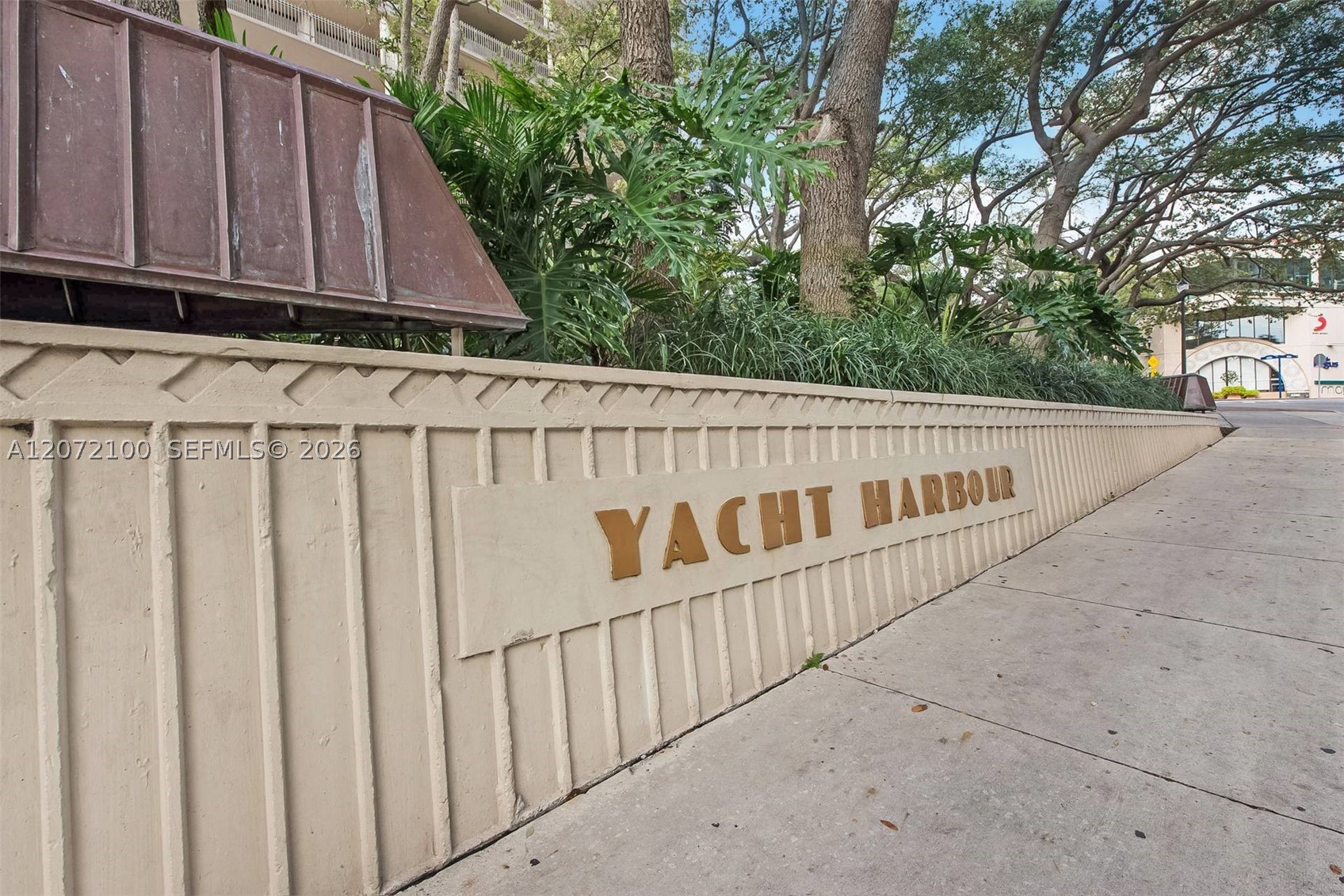 image Yacht Harbour0