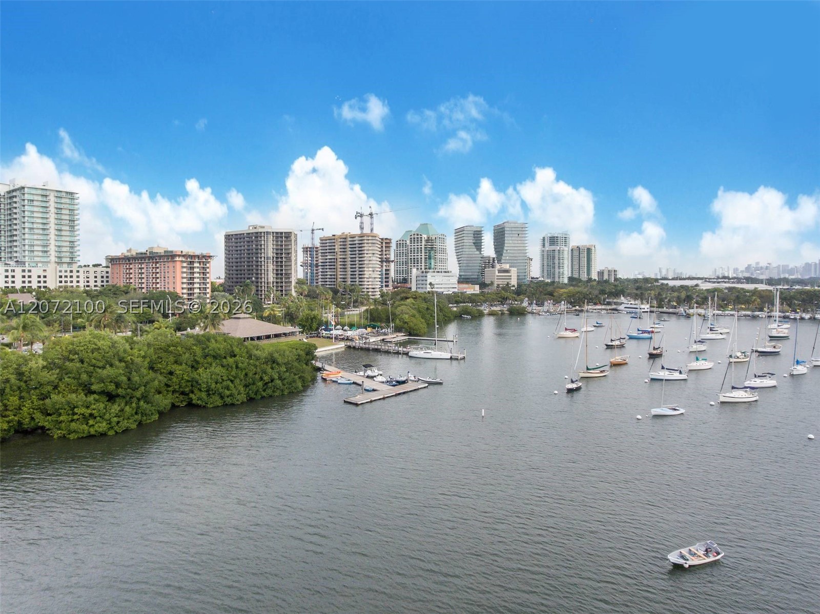 image Yacht Harbour50