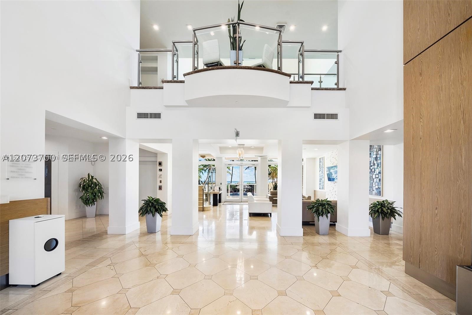 4779 Collins Ave #1005 Miami Beach, FL 33140