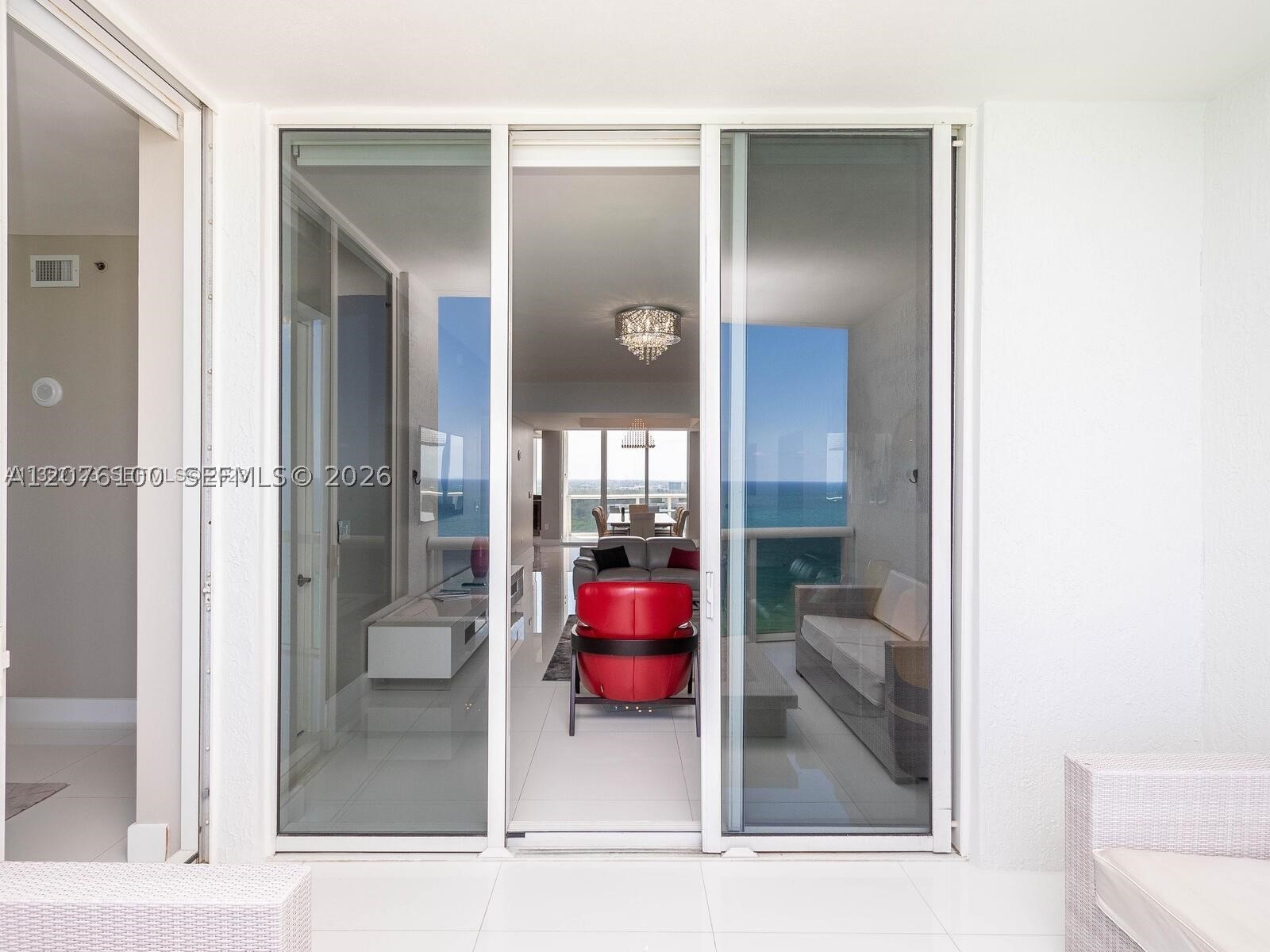 15901 Collins Ave #2504 Sunny Isles Beach, FL 33160