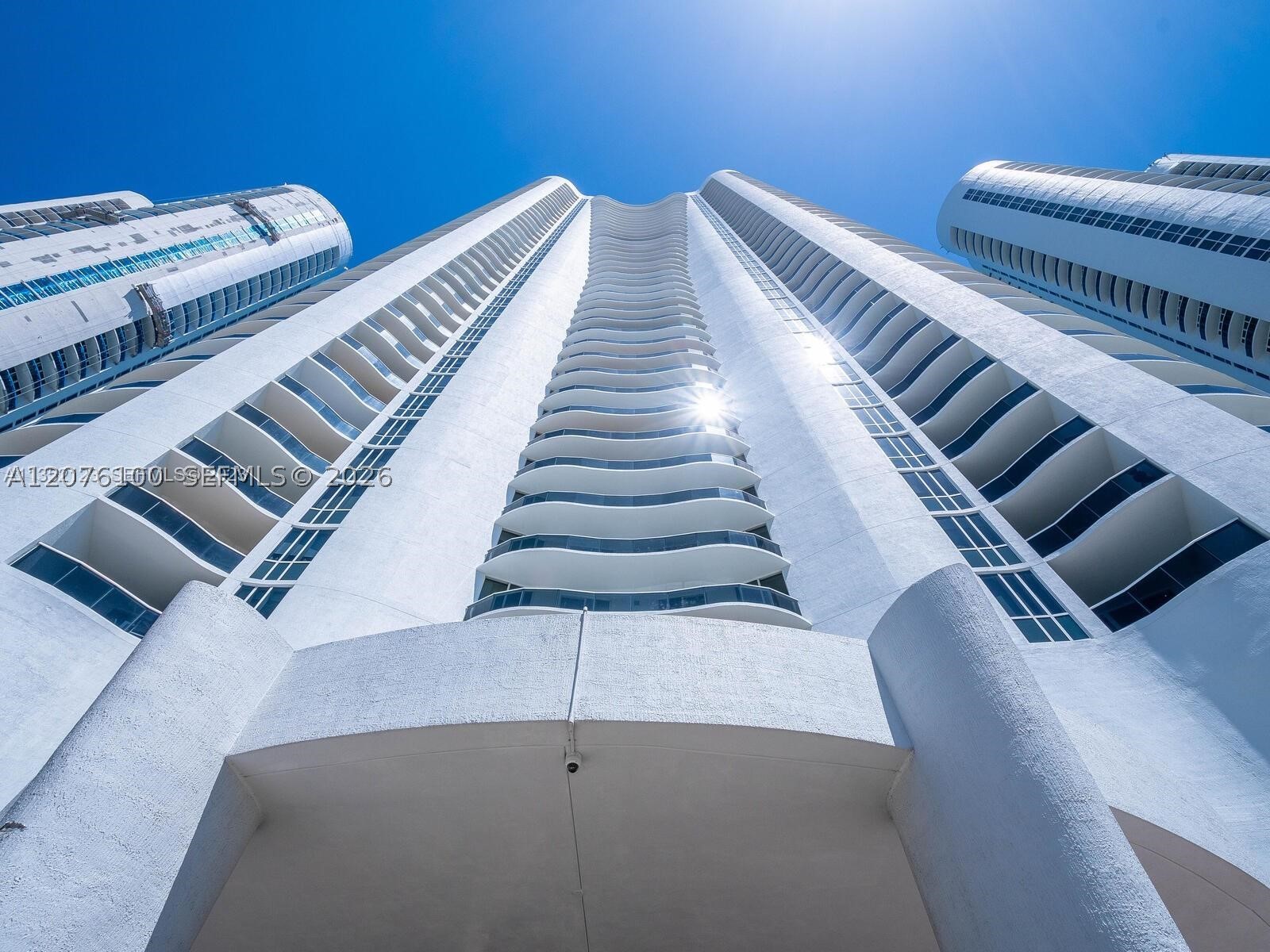15901 Collins Ave #2504 Sunny Isles Beach, FL 33160