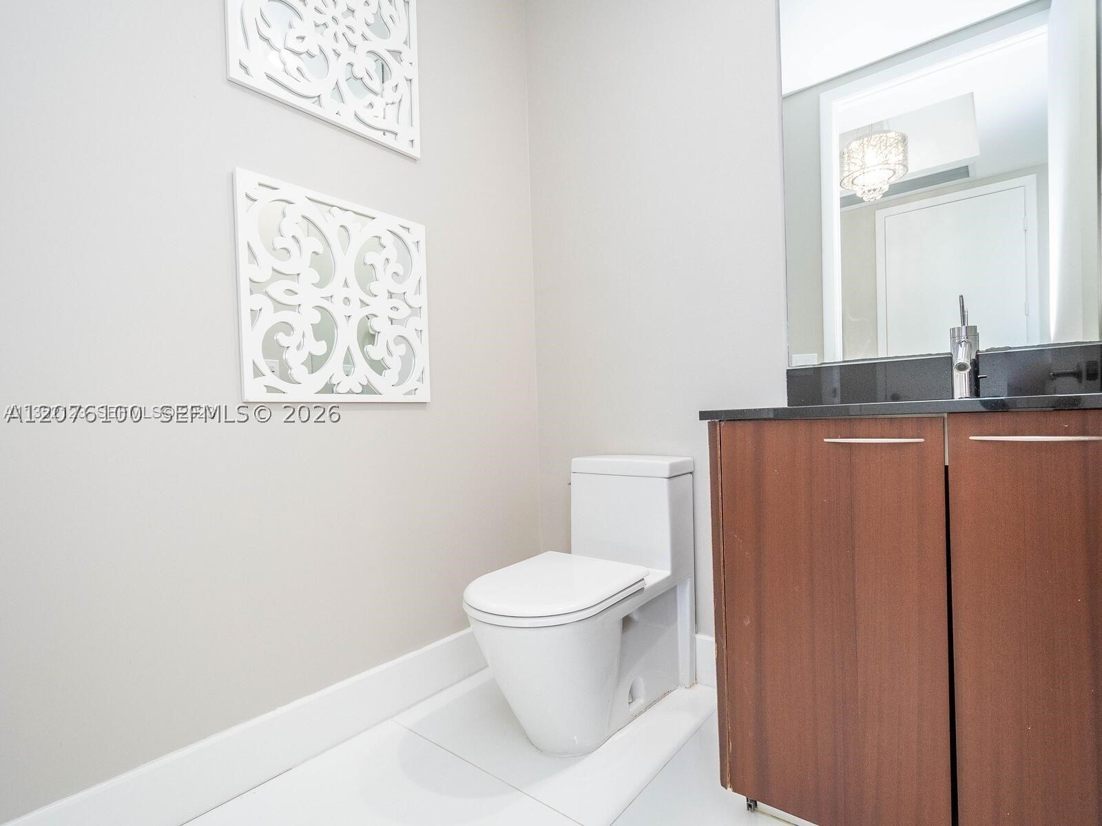 15901 Collins Ave #2504 Sunny Isles Beach, FL 33160
