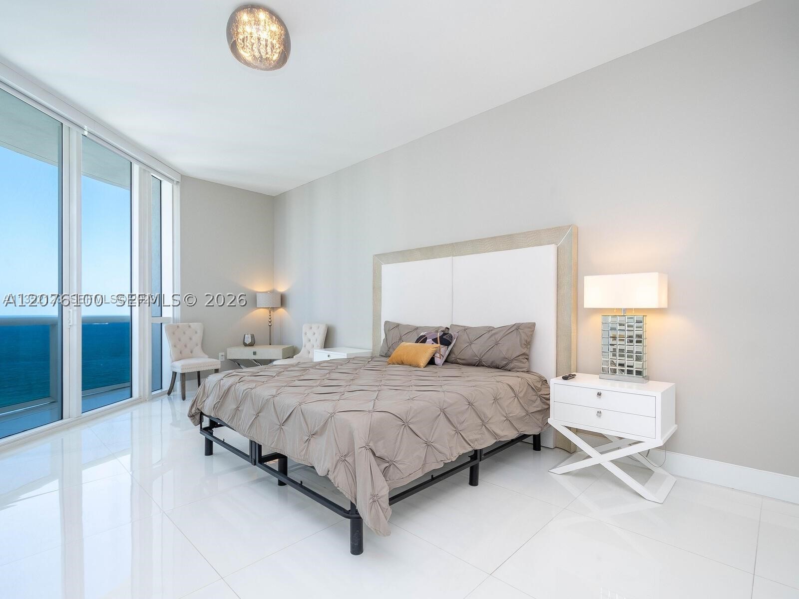 15901 Collins Ave #2504 Sunny Isles Beach, FL 33160