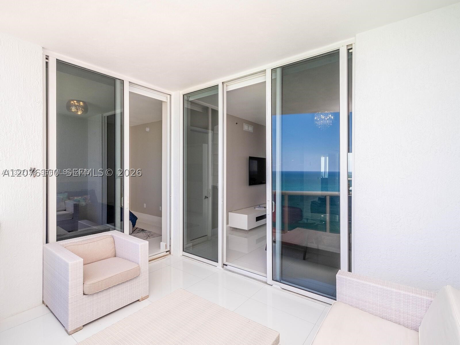 15901 Collins Ave #2504 Sunny Isles Beach, FL 33160