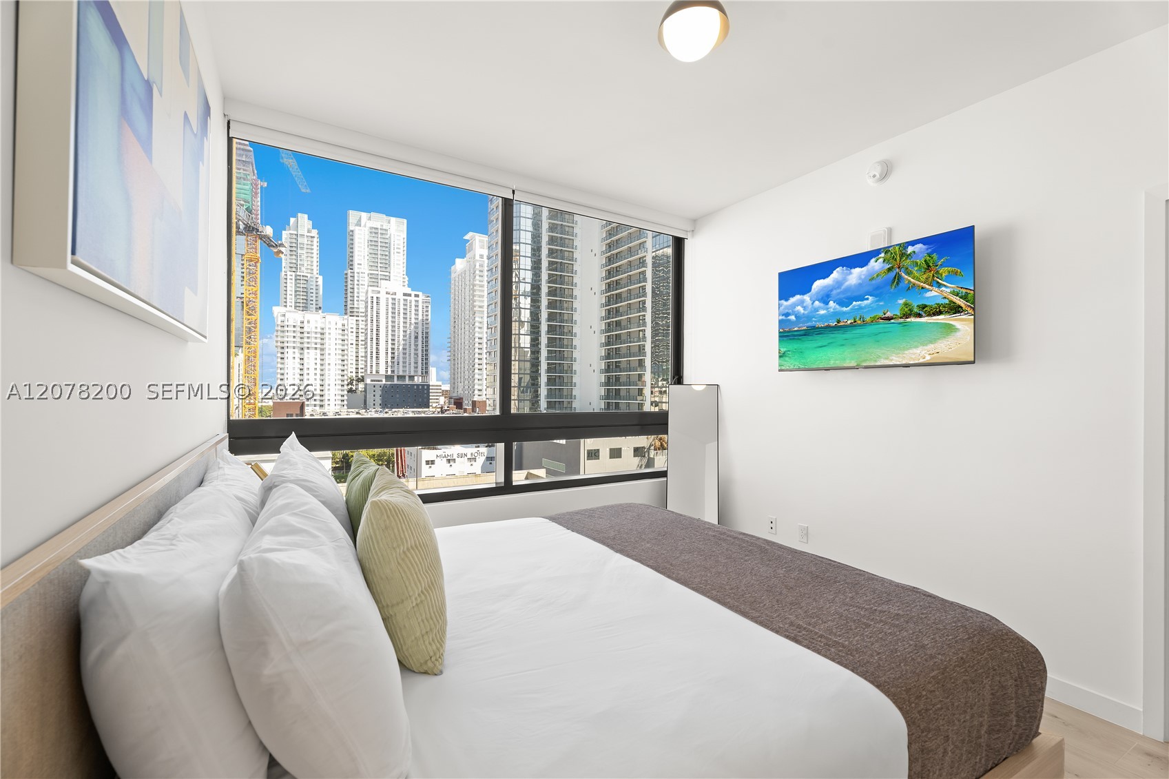 225 N Miami Ave #1003 Miami, FL 33128