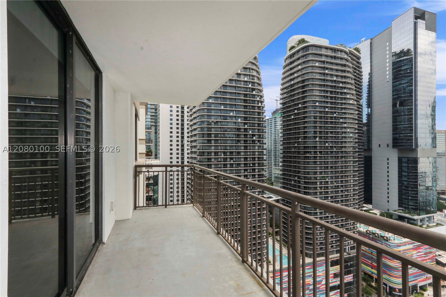 image Nine at Mary Brickell Village10
