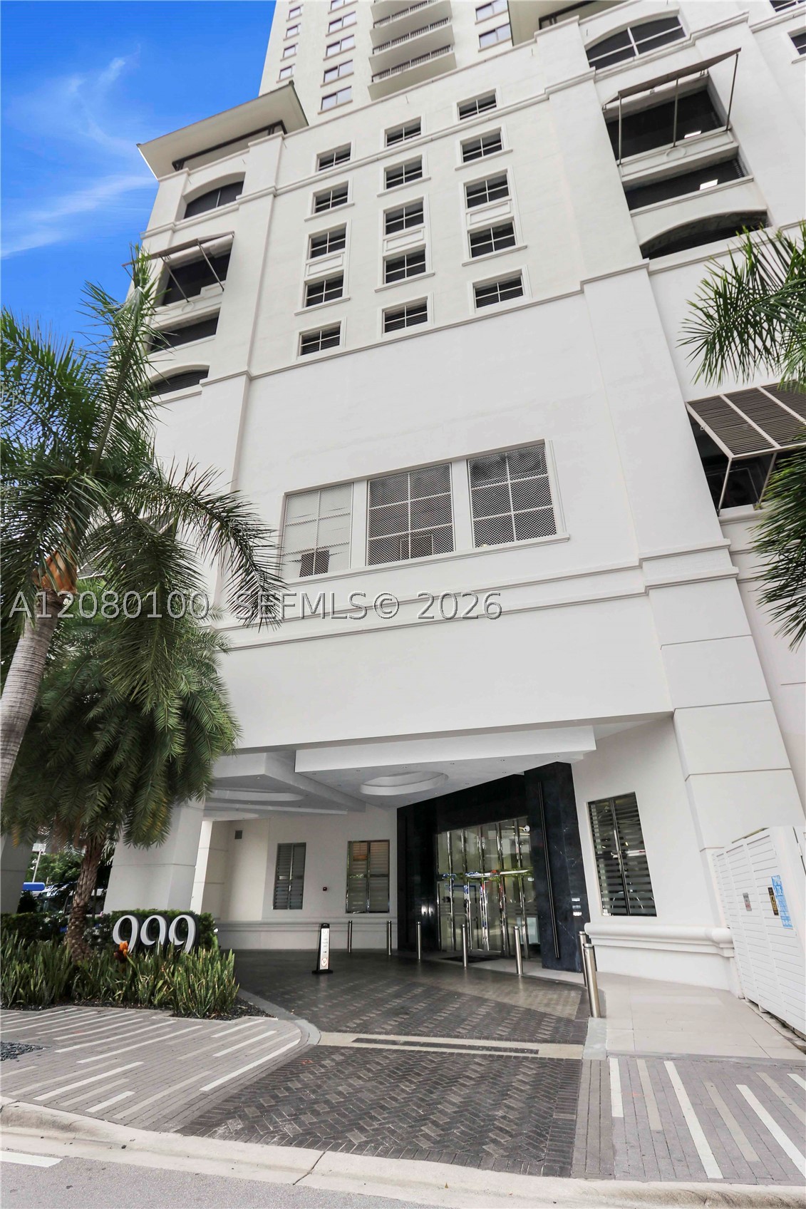 image Nine at Mary Brickell Village19
